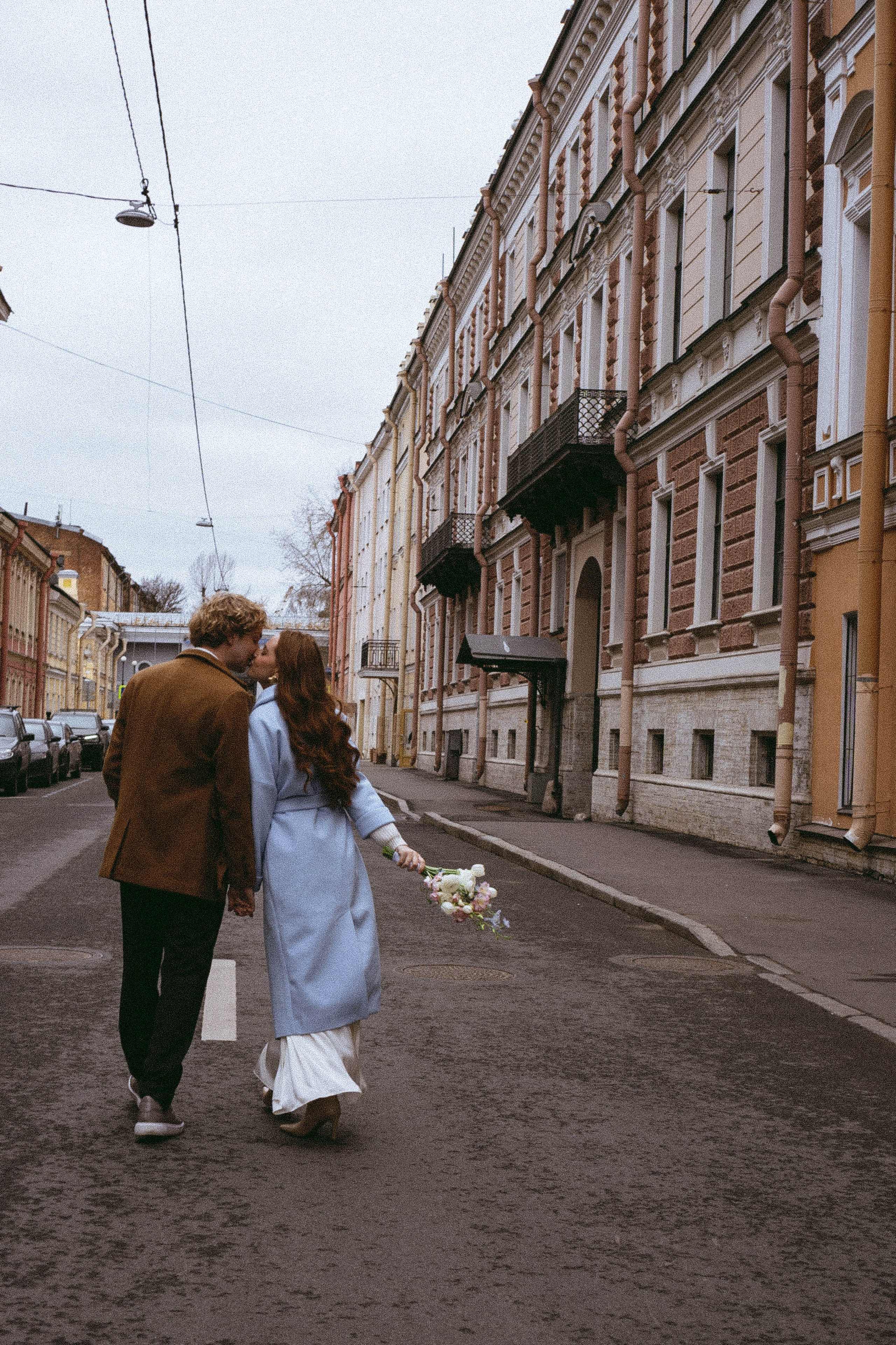 СВАДЕБНАЯ ПРОГУЛКА ПО ПЕТРОГРАДКЕ ВЕСНОЙ (ФОТОСЕССИИЯ ПАРЫ СВАДЕБНАЯ). Профессиональный фотограф, Санкт-Петербург — Виктория Богомолова