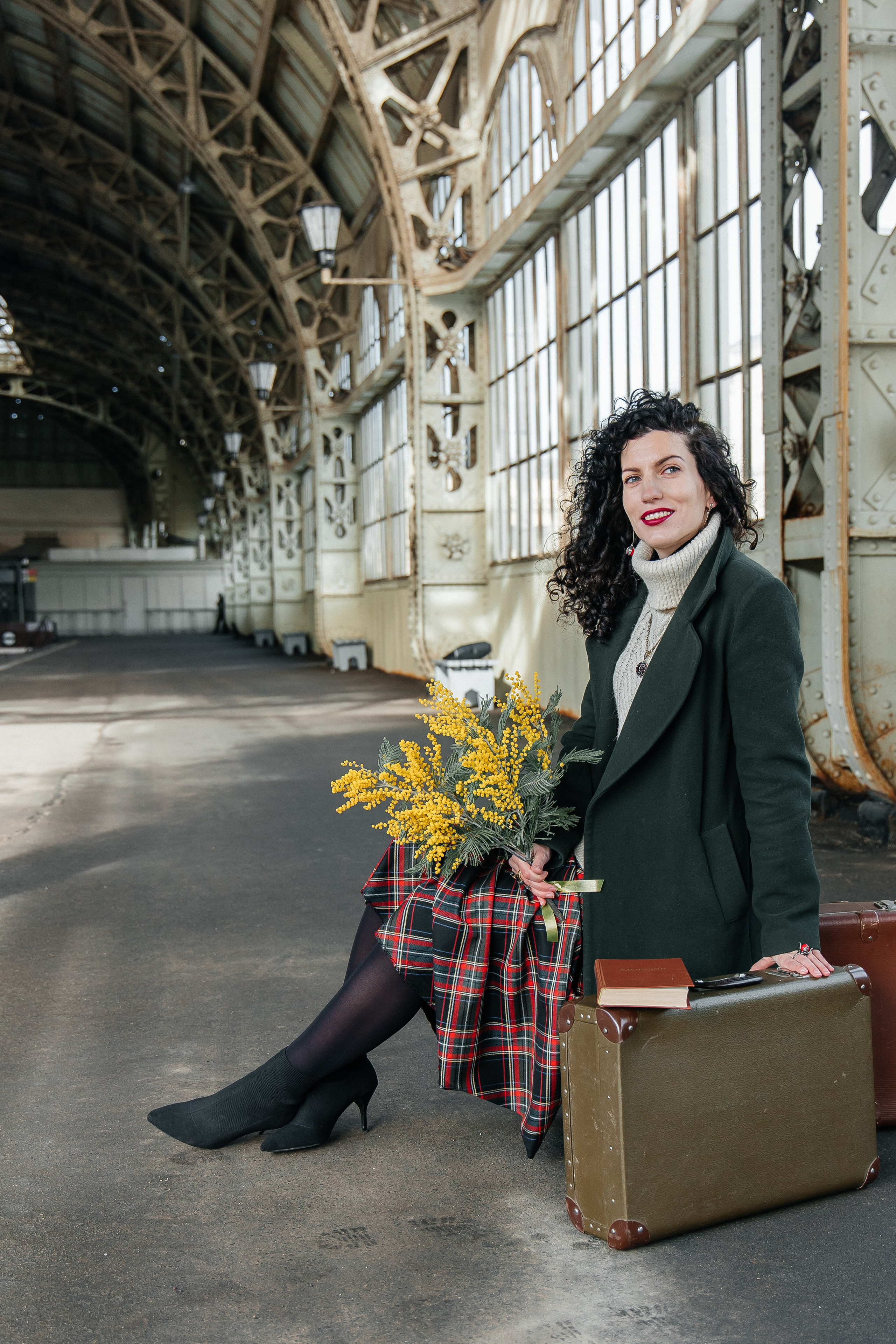 Вероника на Витебском вокзале. Фотограф в Санкт-Петербурге Аня Григорьева ♡