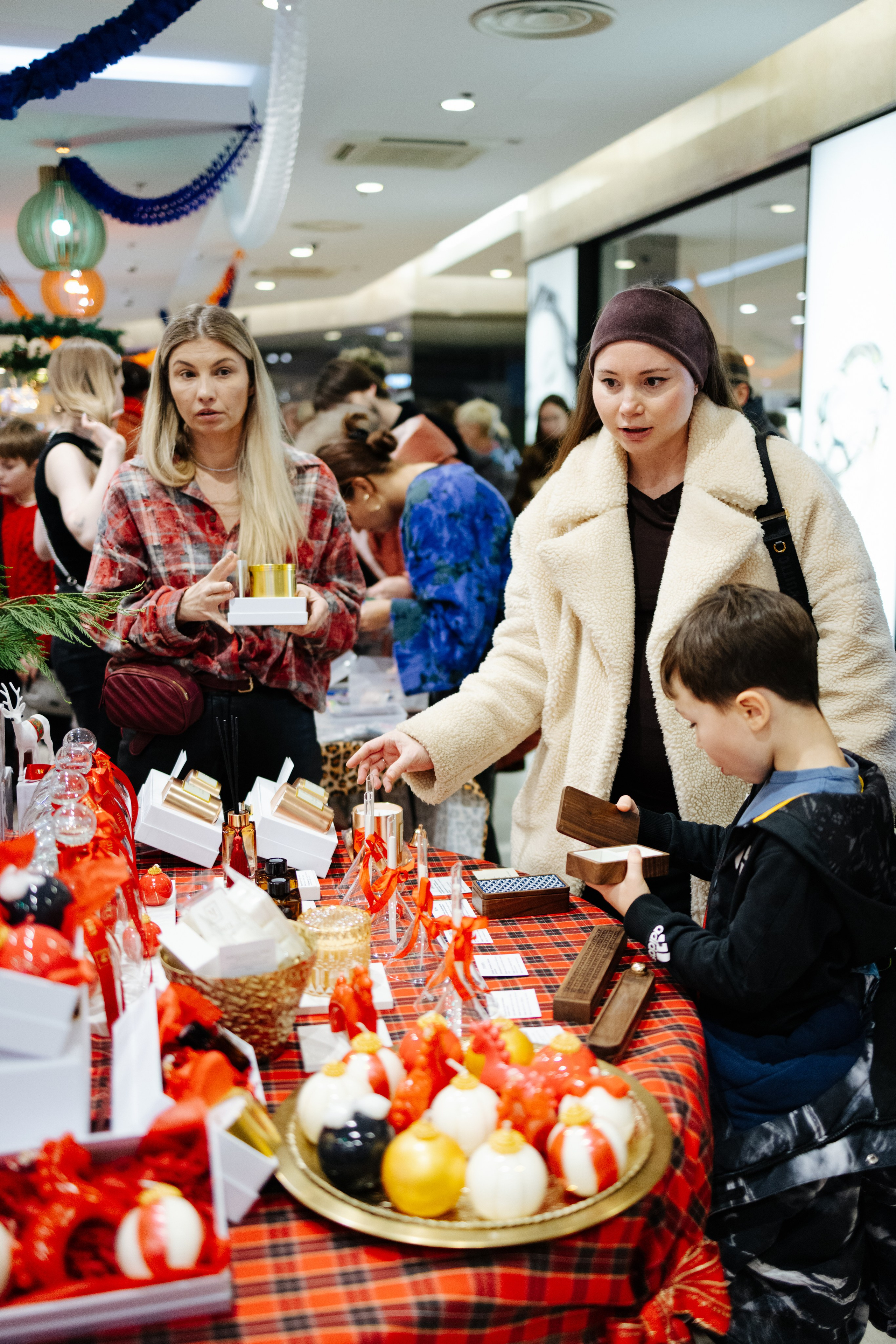 27–28 декабря 2025 Pop-up в Lotte Plaza / фото Валерий Белобеев. Фотоотчеты «Ламбада-маркета»