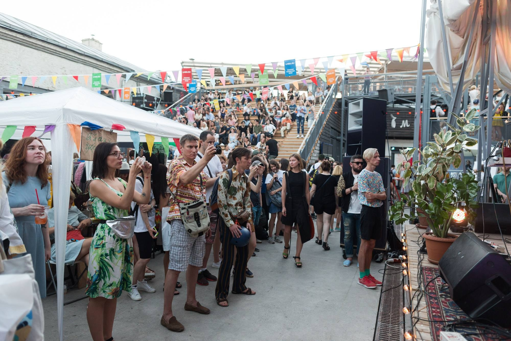 17 июля 2016 на Стрелке / фото Егор Слизяк. Фотоотчеты «Ламбада-маркета»