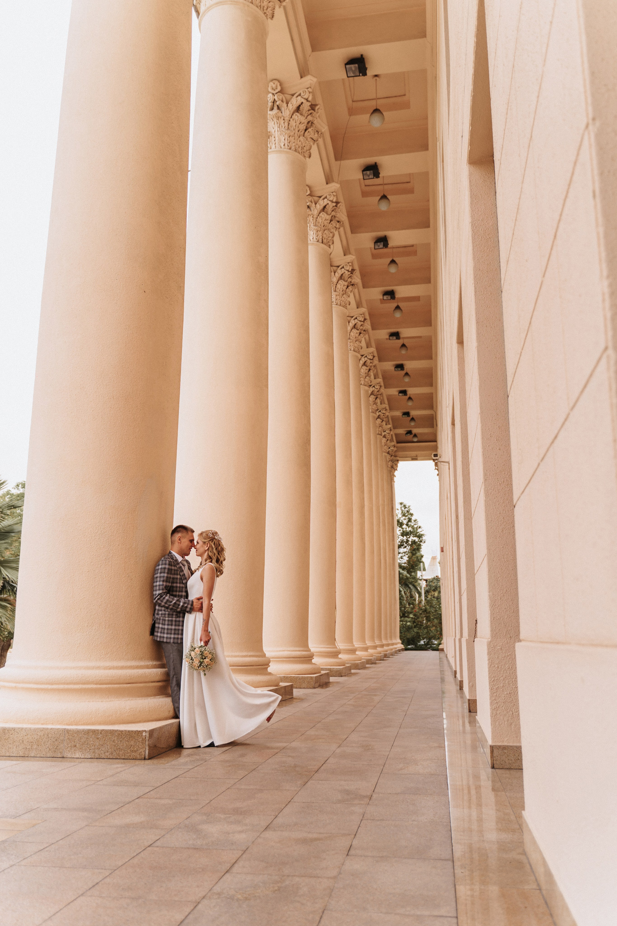Место для фотосессии в Сочи, Адлере. Красивые свадебные фотосессии. Алина Бернд — свадебный и индивидуальный фотограф в Сочи и Адлере