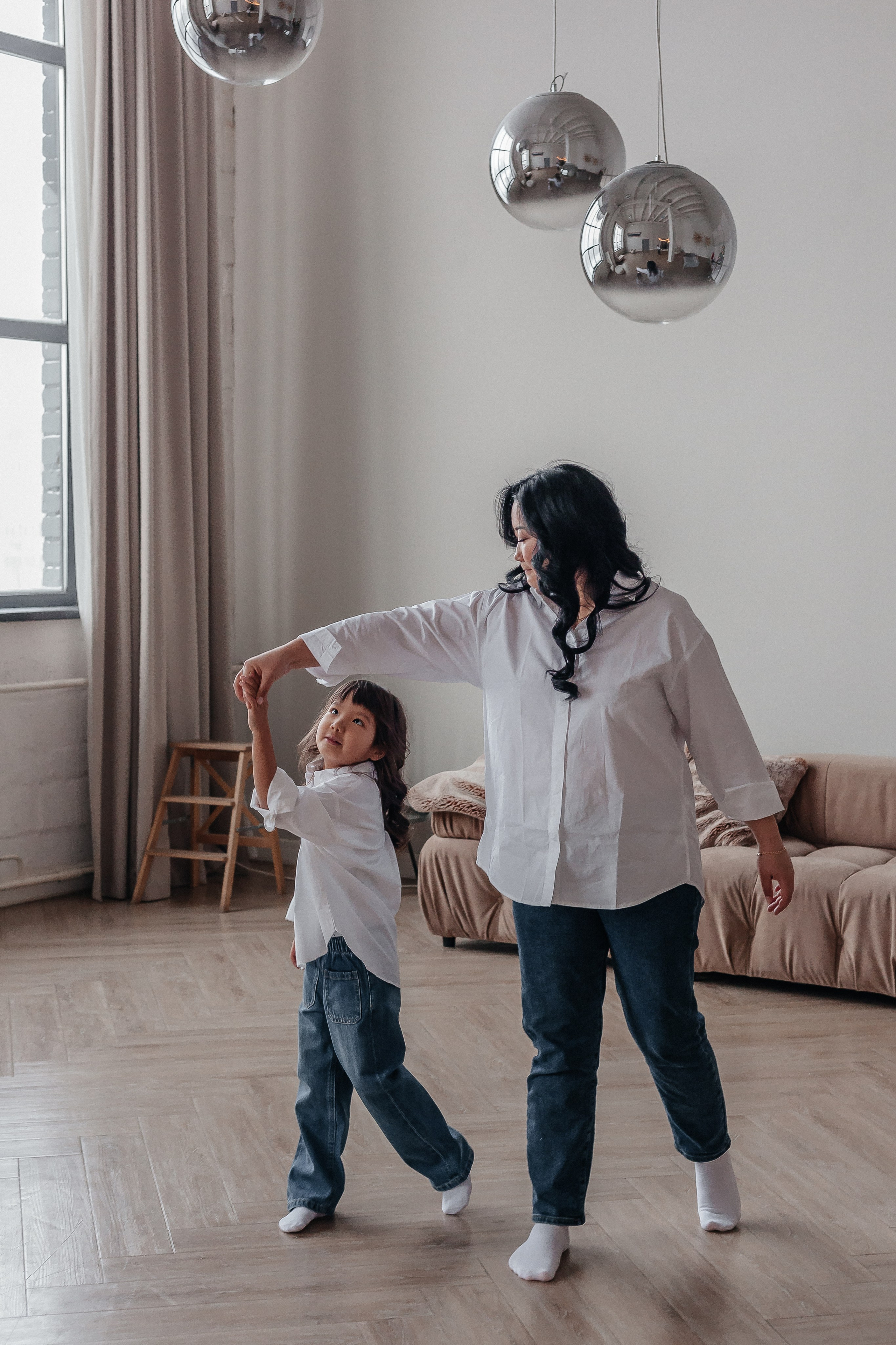 Айкыз с дочкой Алиёй. Фотограф семейной и индивидуальной съемки Марина Севостьянова в Челябинске