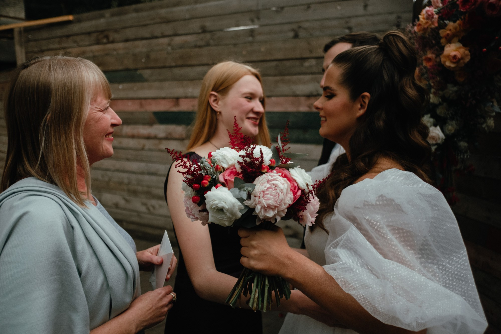 Позовем всех?. Свадебный фотограф Александра Тюлякова