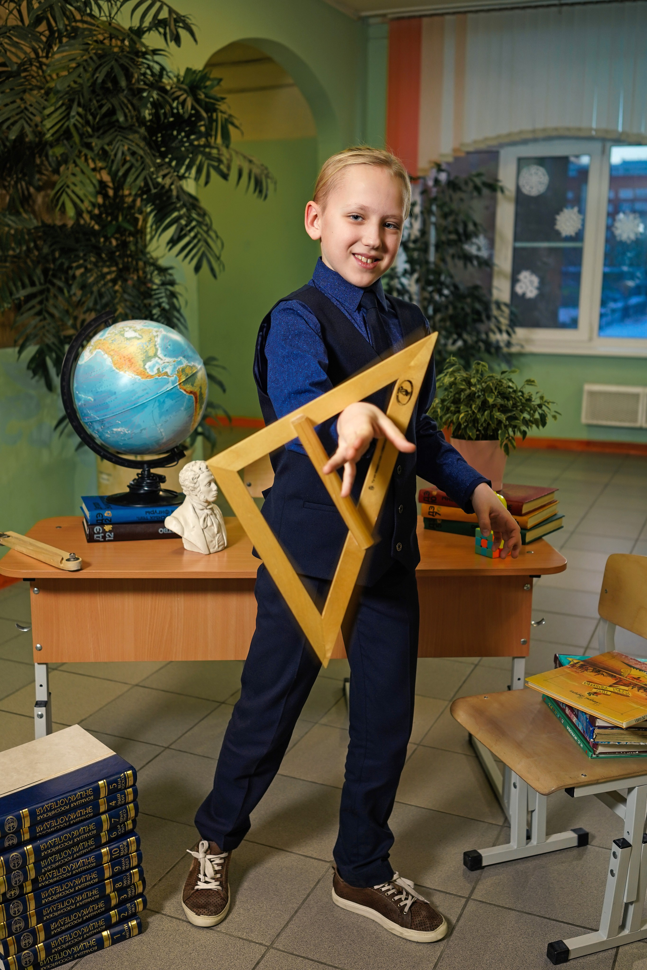 Выпускные альбомы, 4 класс Школа № 175 школьная фотосессия. Семейный и портретный фотограф в Екатеринбурге Анна Лобанова