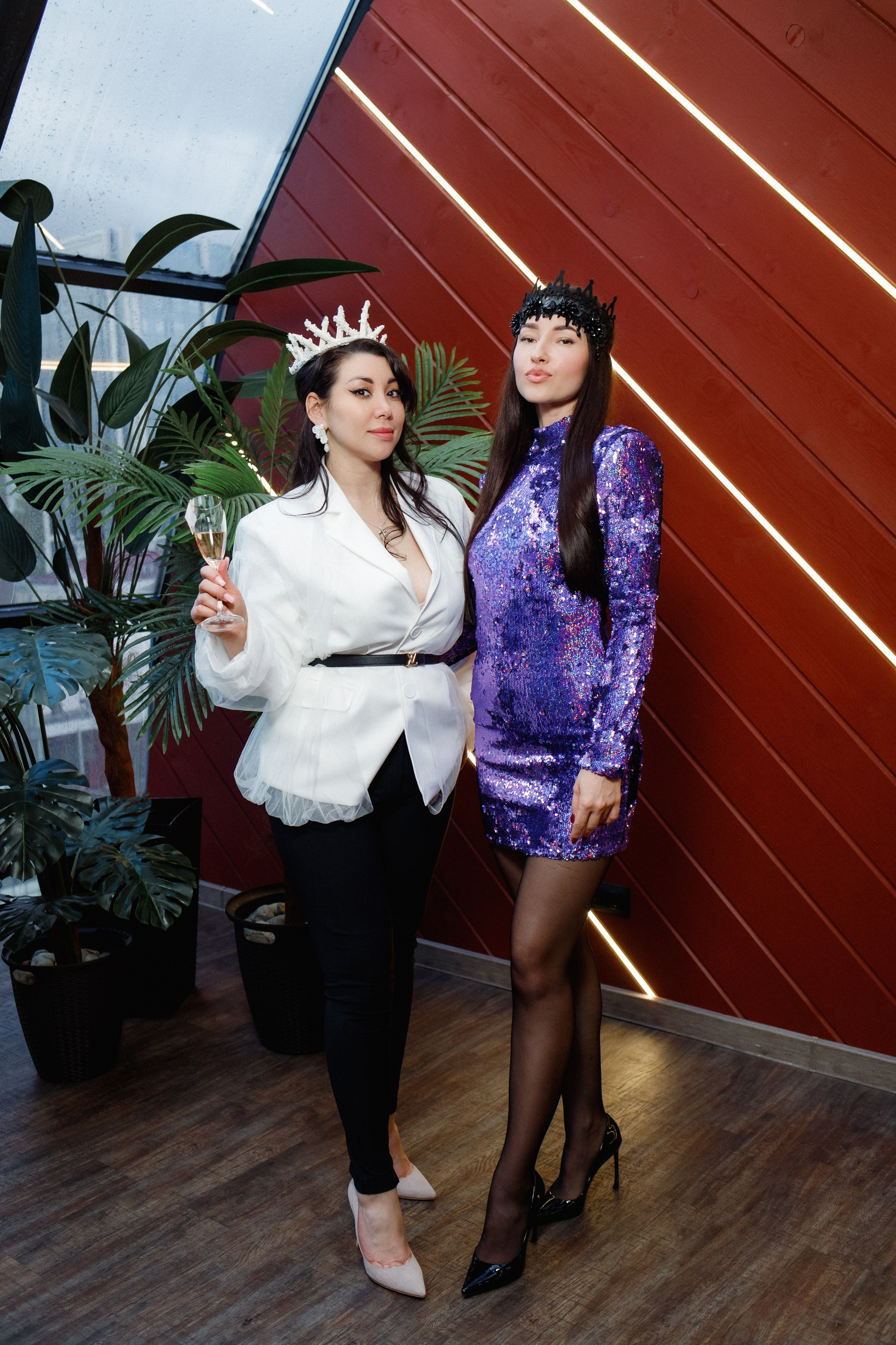 QUEEN KHV [12 ЛЕТ]. СВОИ. ФОТООТЧЕТЫ-СОБЫТИЯ-МЕСТА