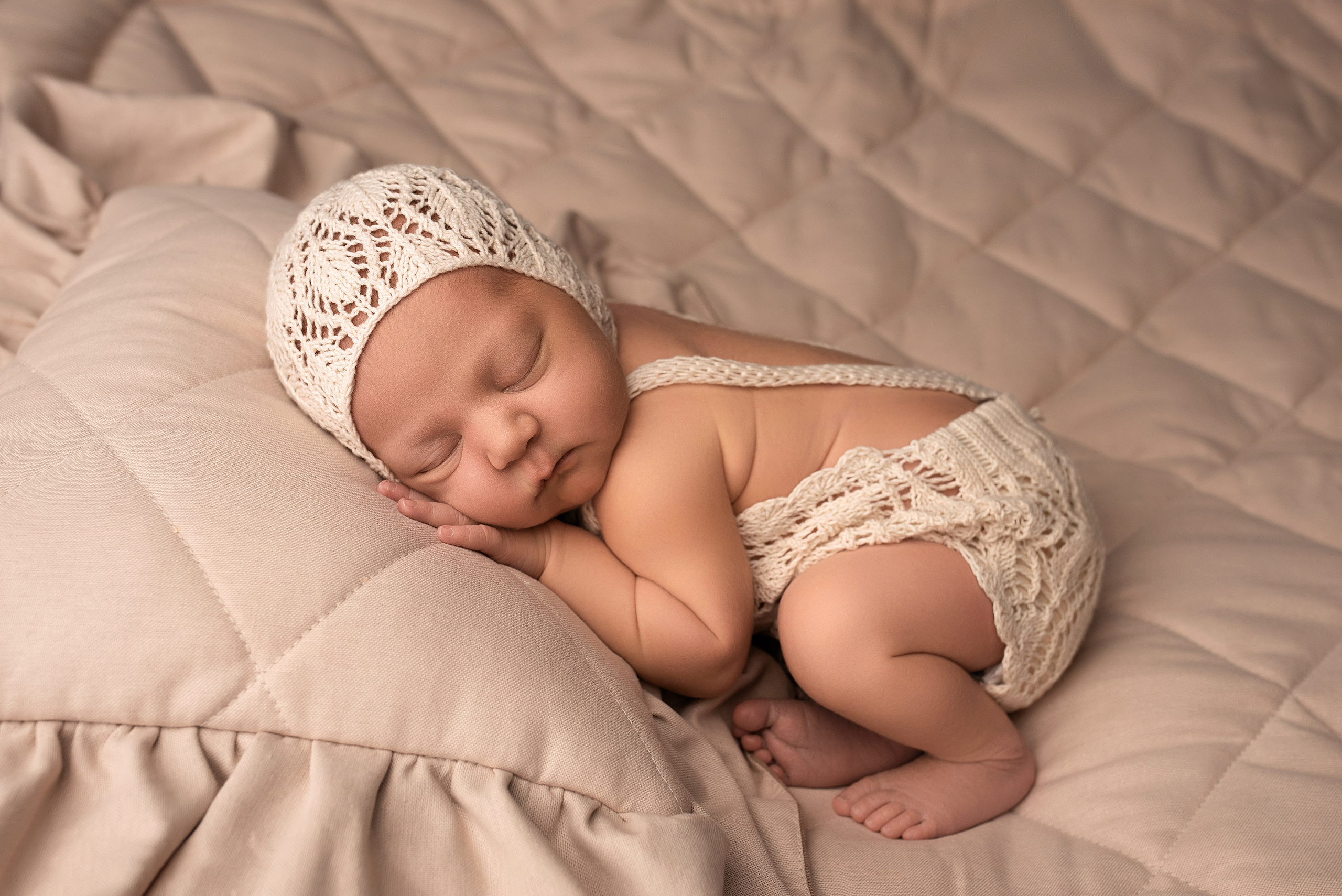 Новорождённые девочки. Детский фотограф новорождённых в Минске Боровик Екатерина