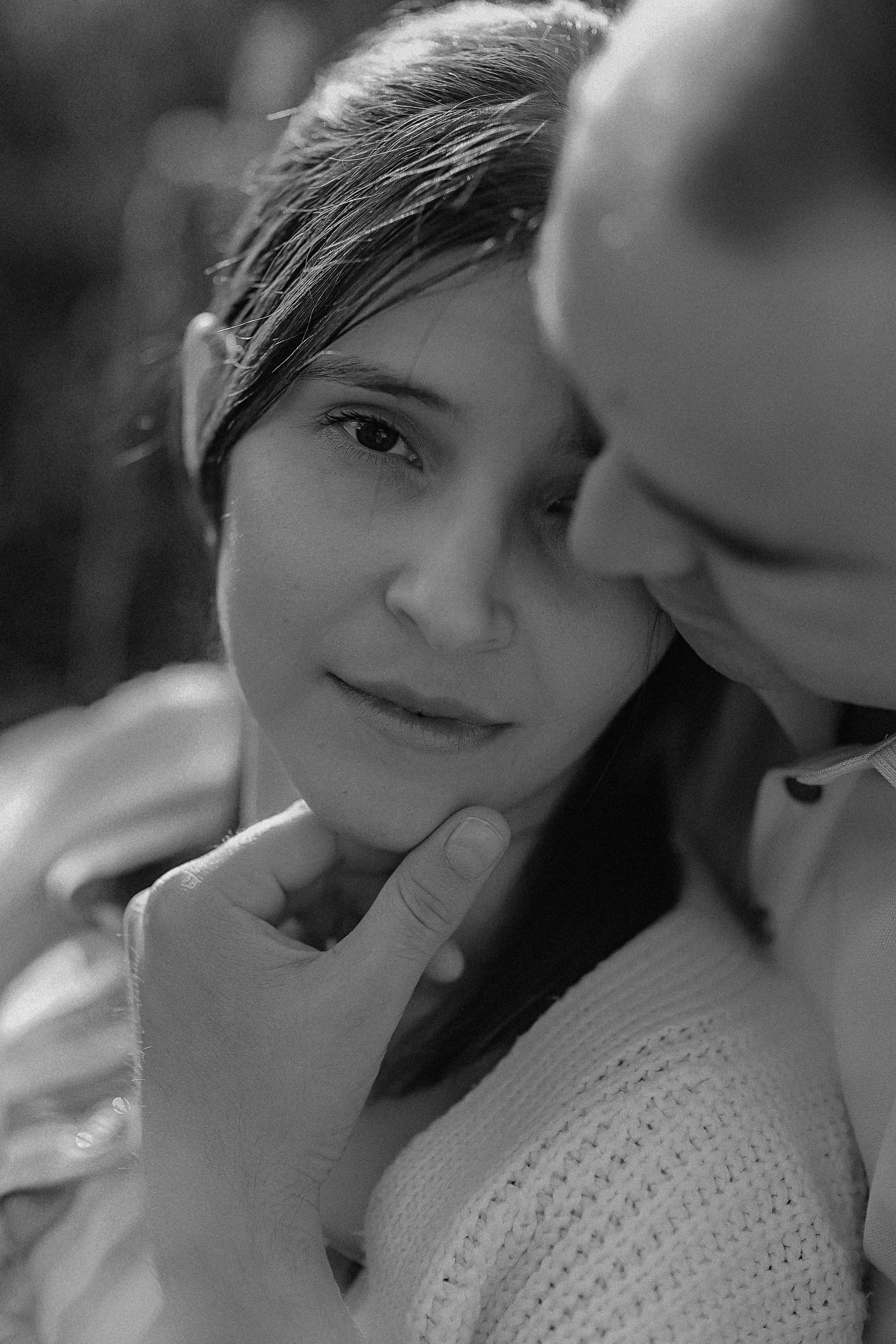 Поле love story на закате. Семейный фотограф Тюмень, фотограф на роды Салмина Мария