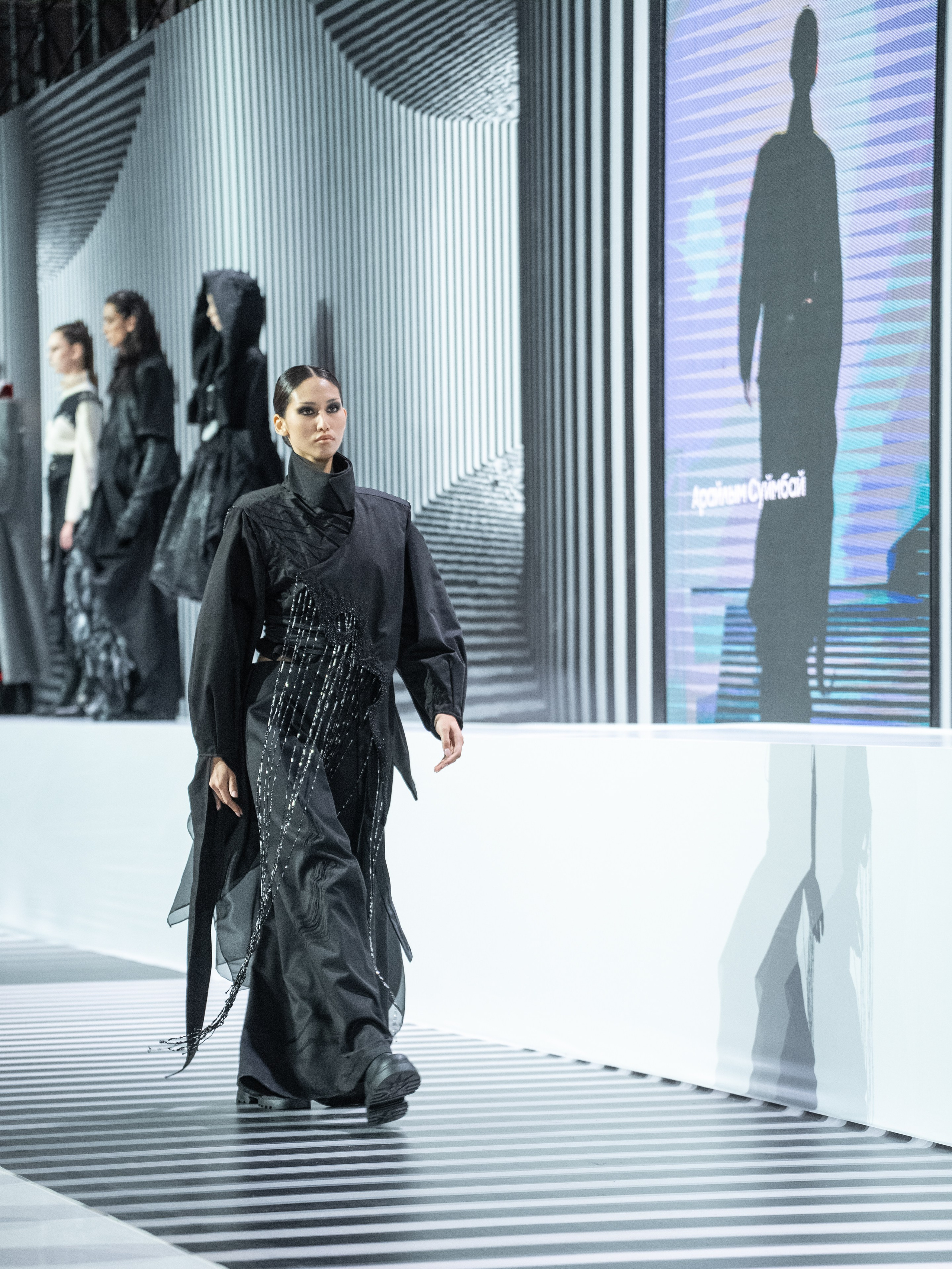 New Generation-OPEN WAY. Сайт Алматинского НЮ АРТ, будуар и фэшн фотографа Дениса Карпенко