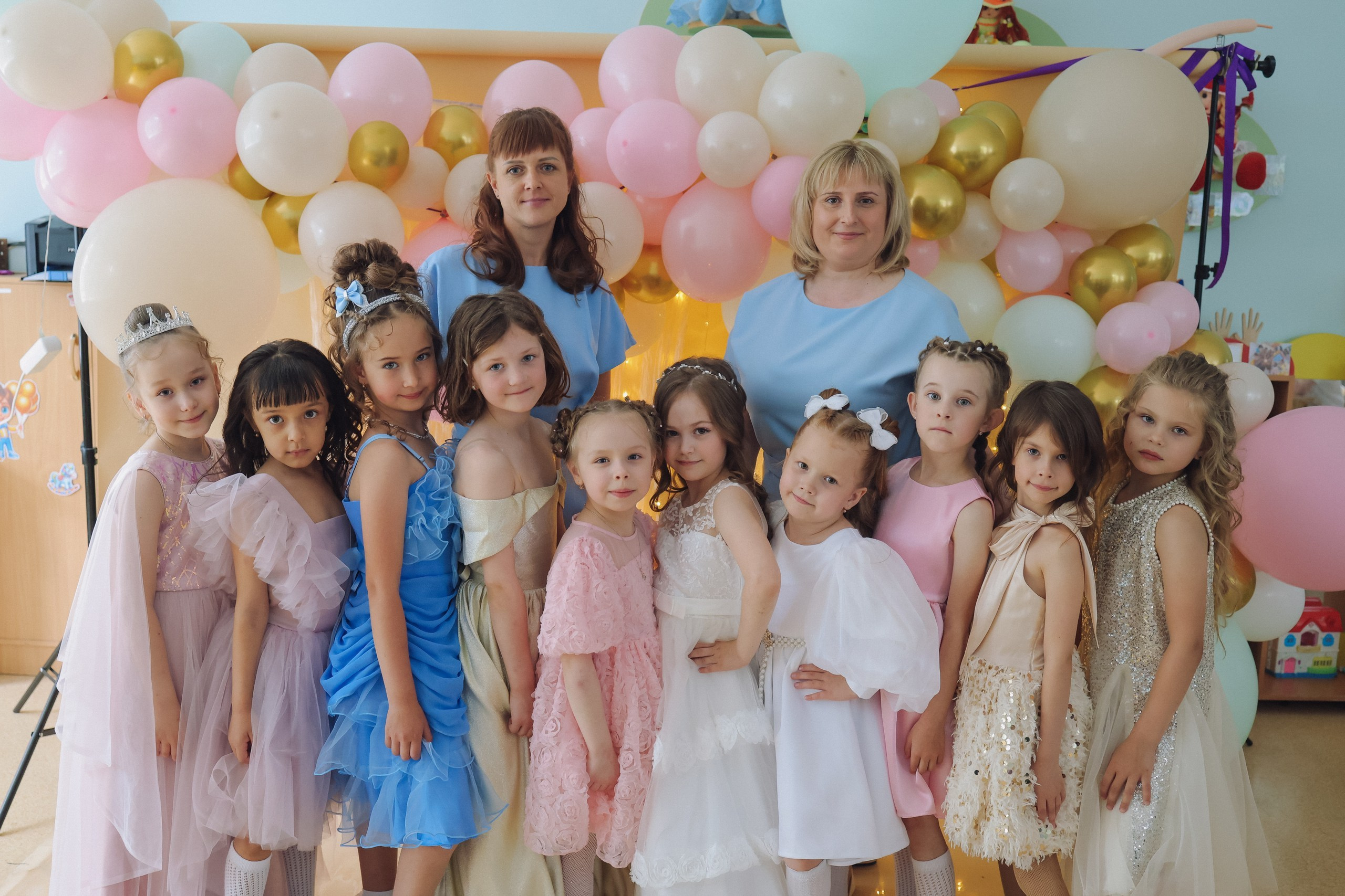 Выпускной с фотозоной от меня. Семейный фотограф Тюмень, фотограф на роды Салмина Мария