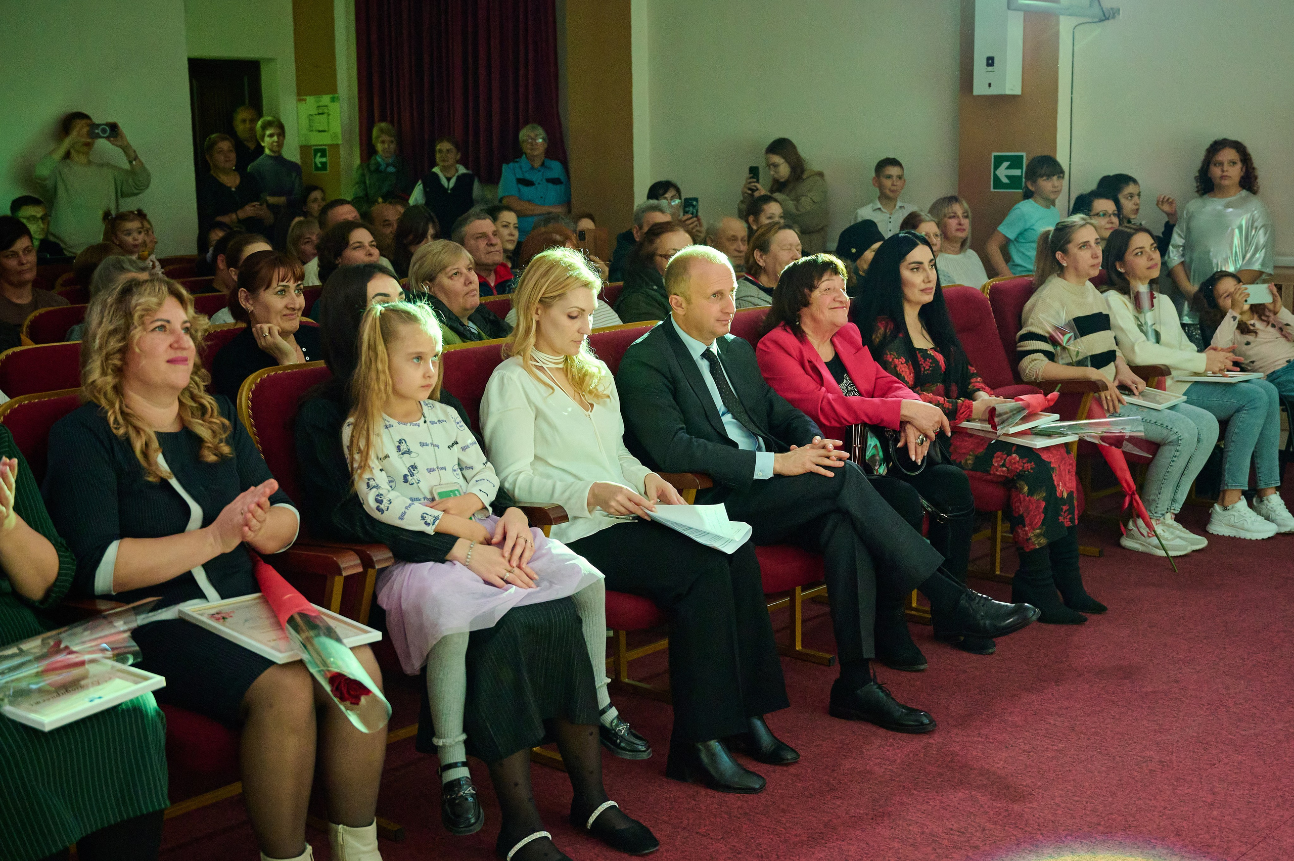 8 марта в Виноградном. Жизнь курорта Кабардинка в фотографиях