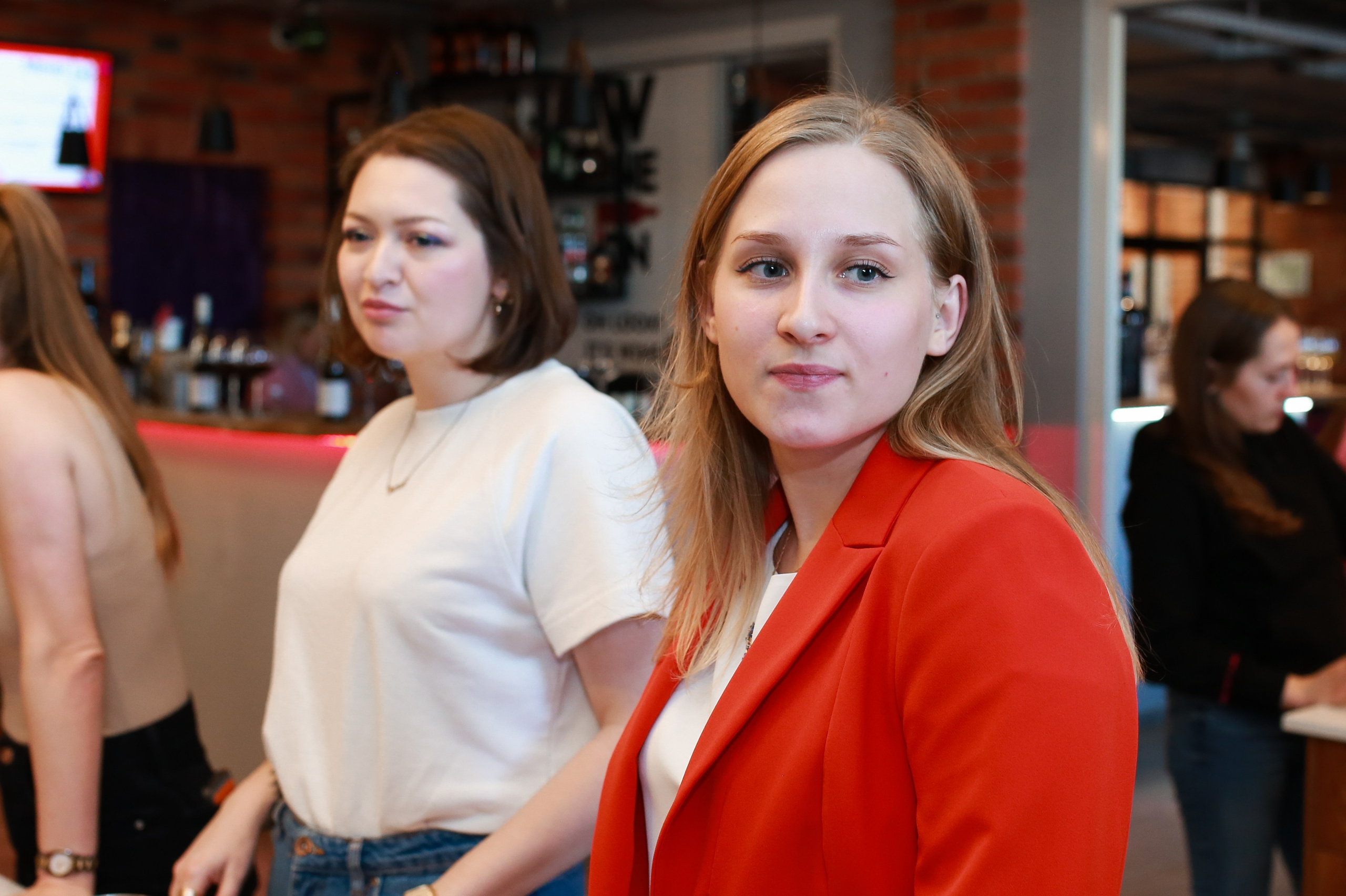 Коктейльное караоке для «Яндекс». Репортажный и портретный фотограф Полина Ершова