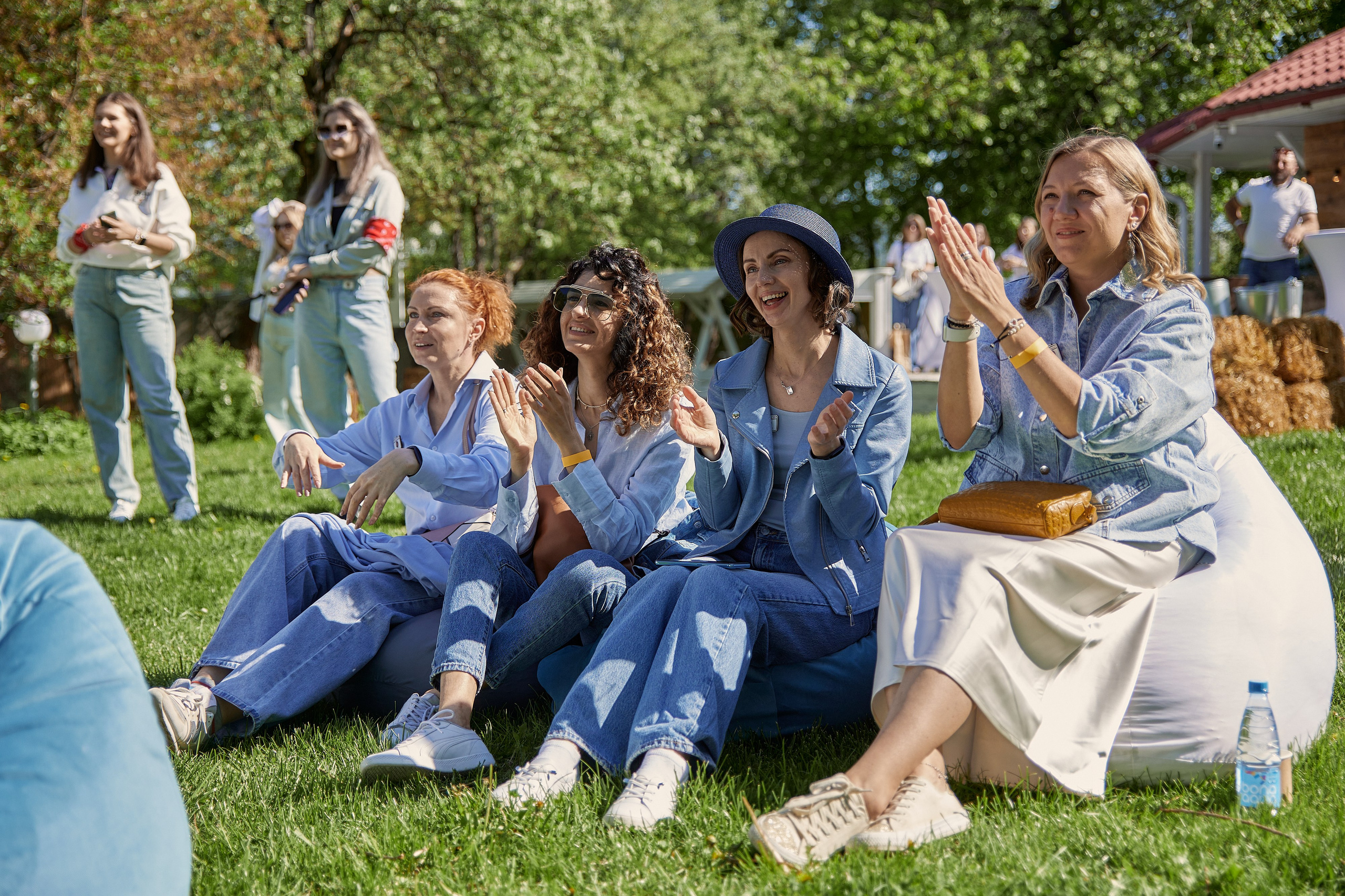 Выпускной Karneeva.online 2024. Репортажный и семейный фотограф Ухова Наталья в Москве