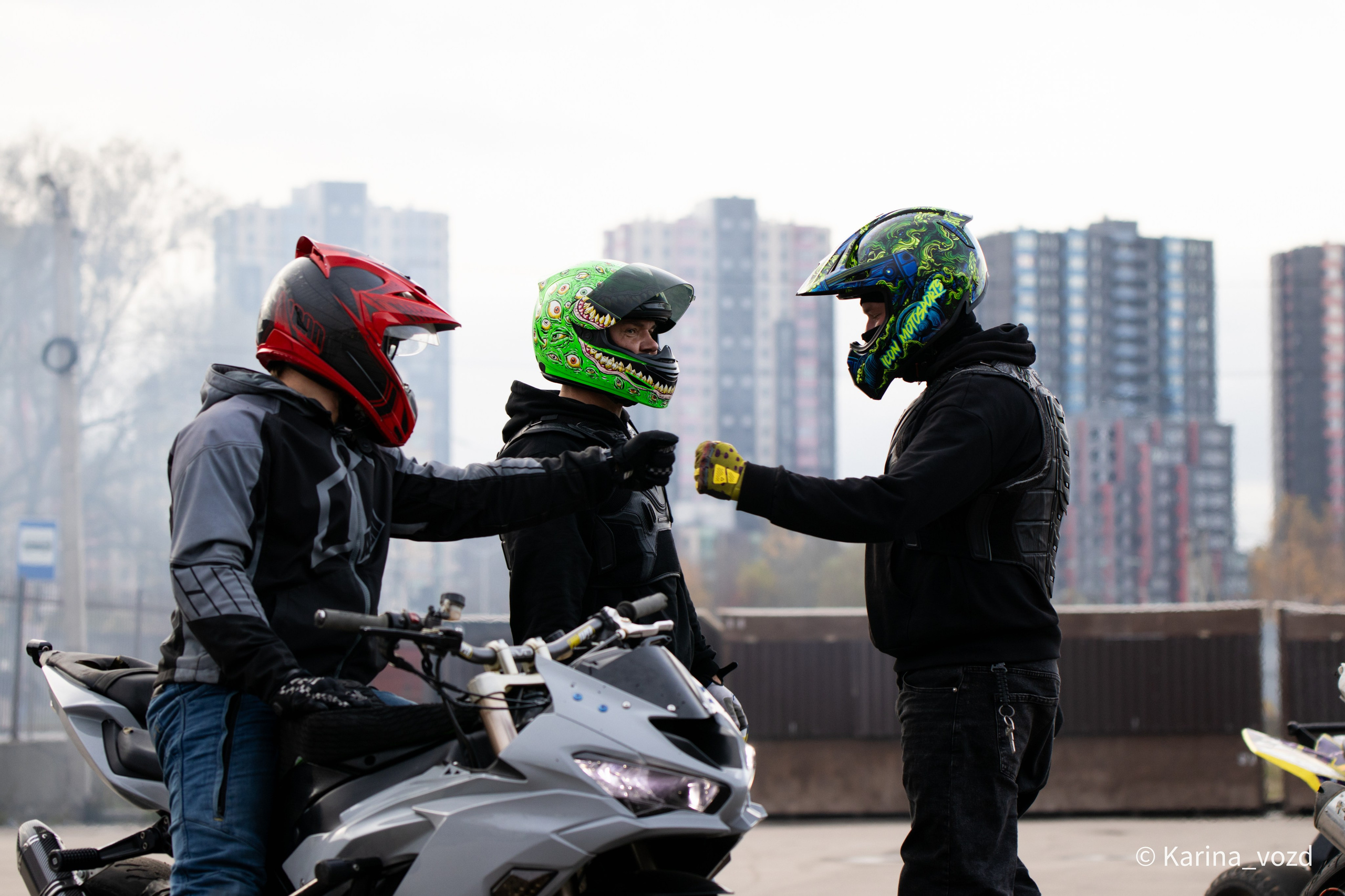 Выступление команды МОТО ШОУ SMT (Стантрайдинг, мотошоу). Репортажный фотограф в Москве и Зеленограде Karina-vozd