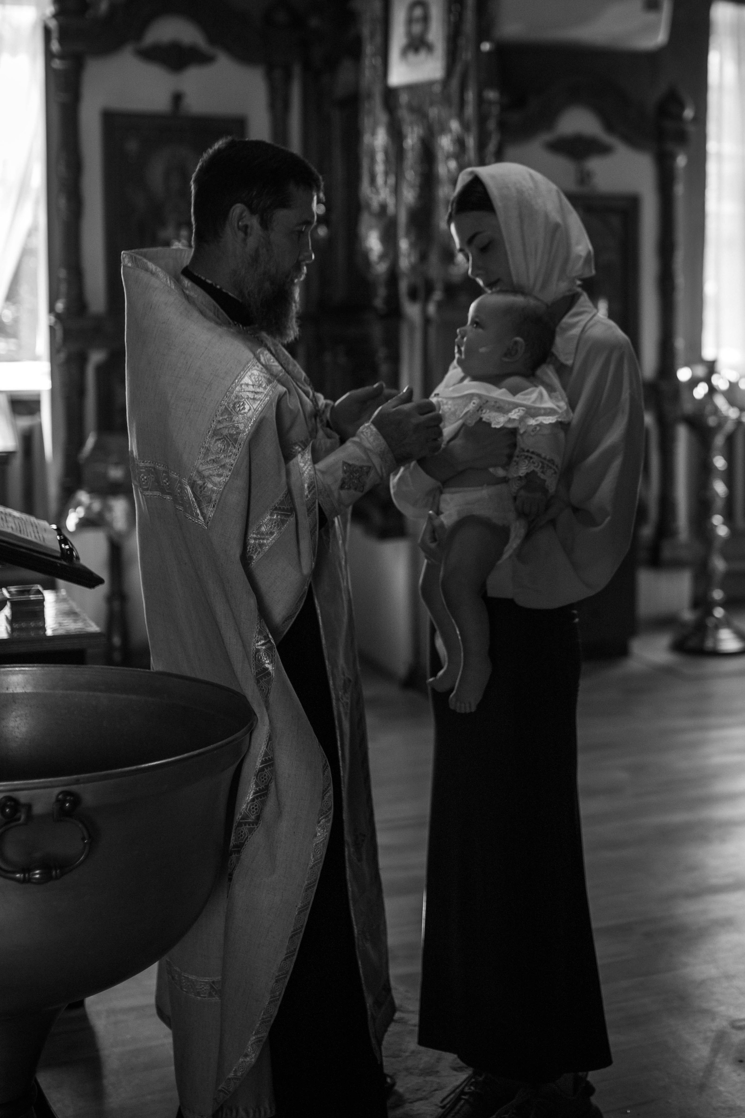 Таинство Крещения Мирославы. Фотограф Сальск Катерина