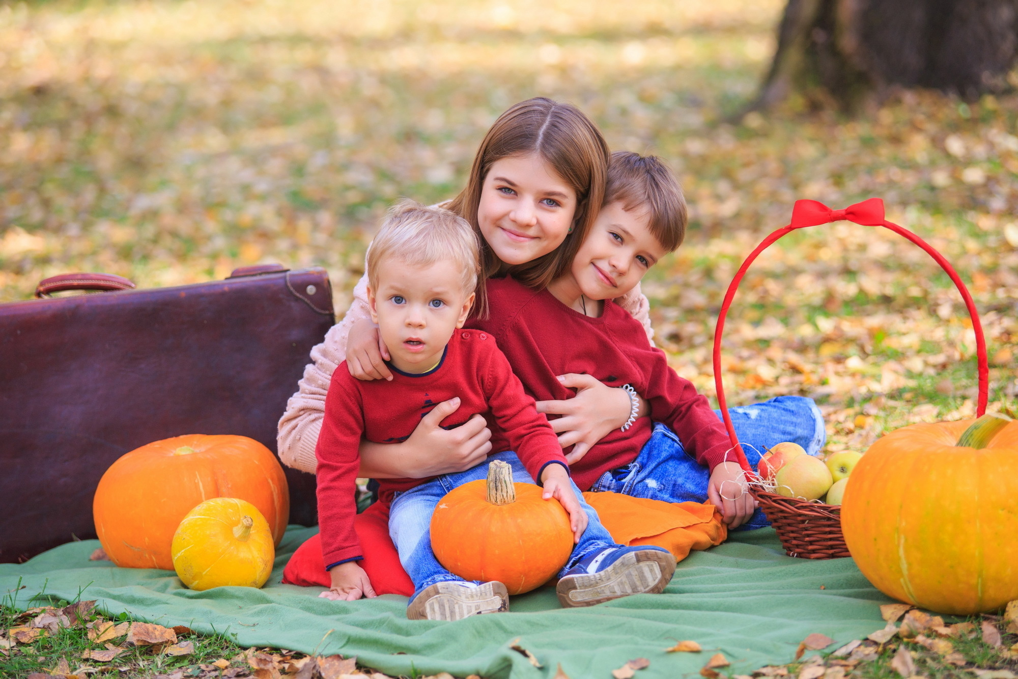 Студийные фотосессии в Иркутске. Фотограф видеограф Иркутск фото видео студия Алексея Марамзина
