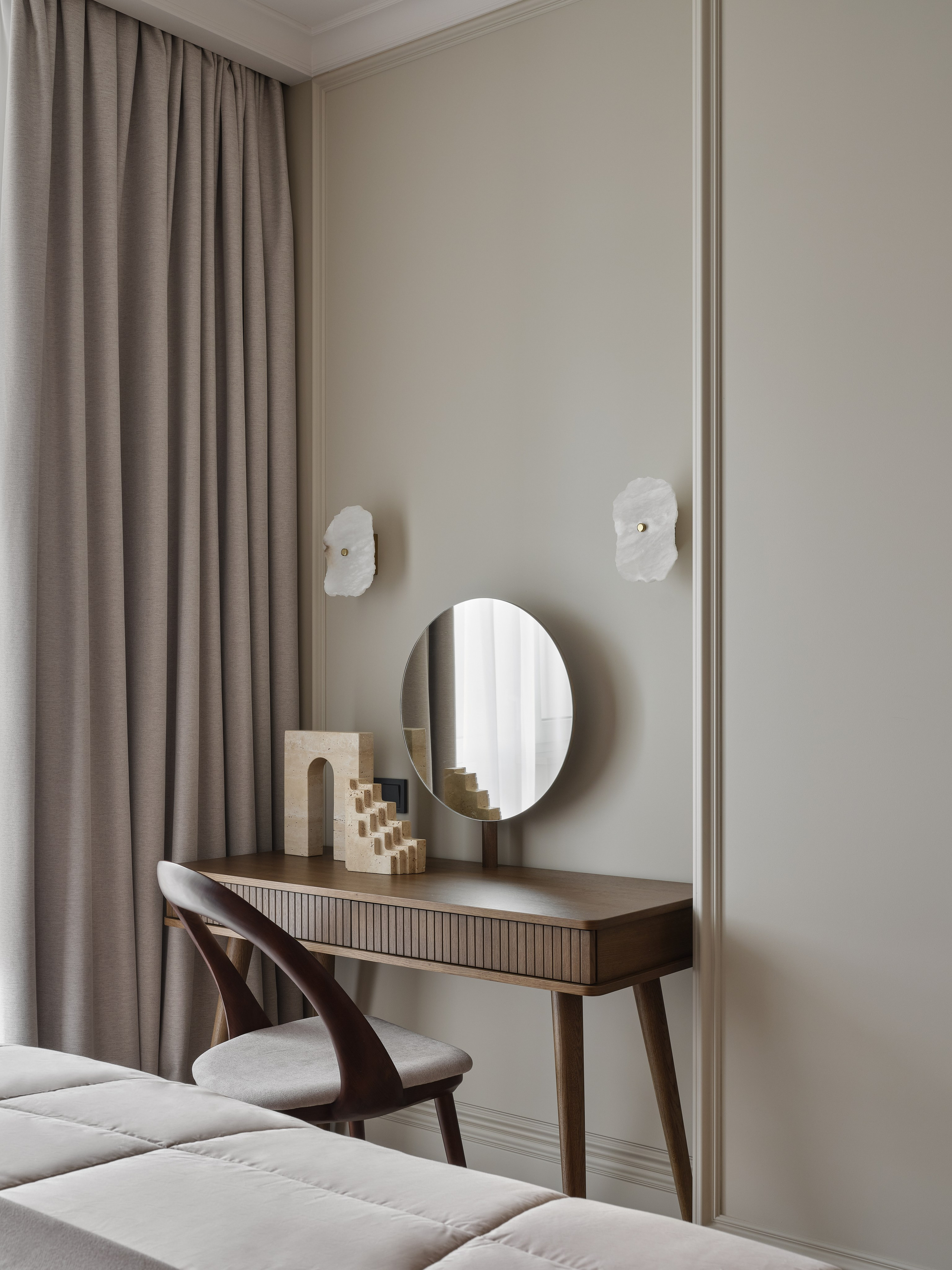 Лаконичный интерьер с акцентами. Фотограф Наталья Вершинина