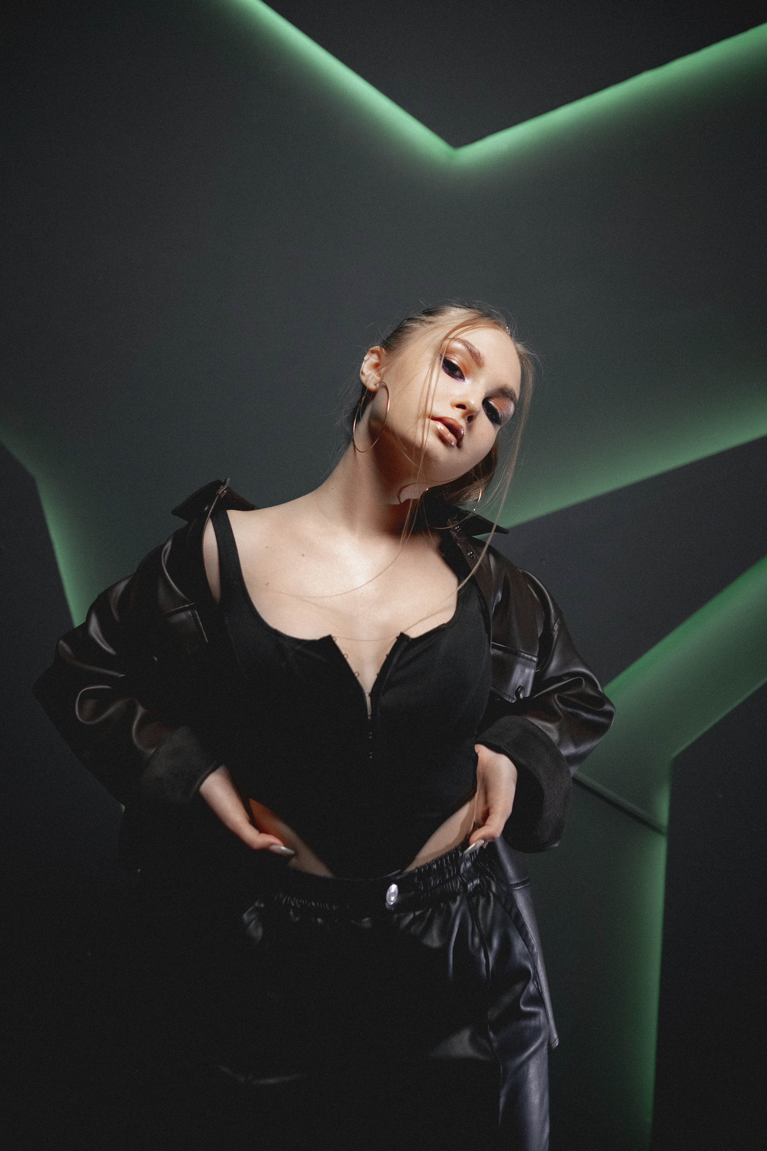 Творческая студийная фотосессия Ксении в Михайловке. Антонина Мезинова фотограф Михайловка и Волгоград