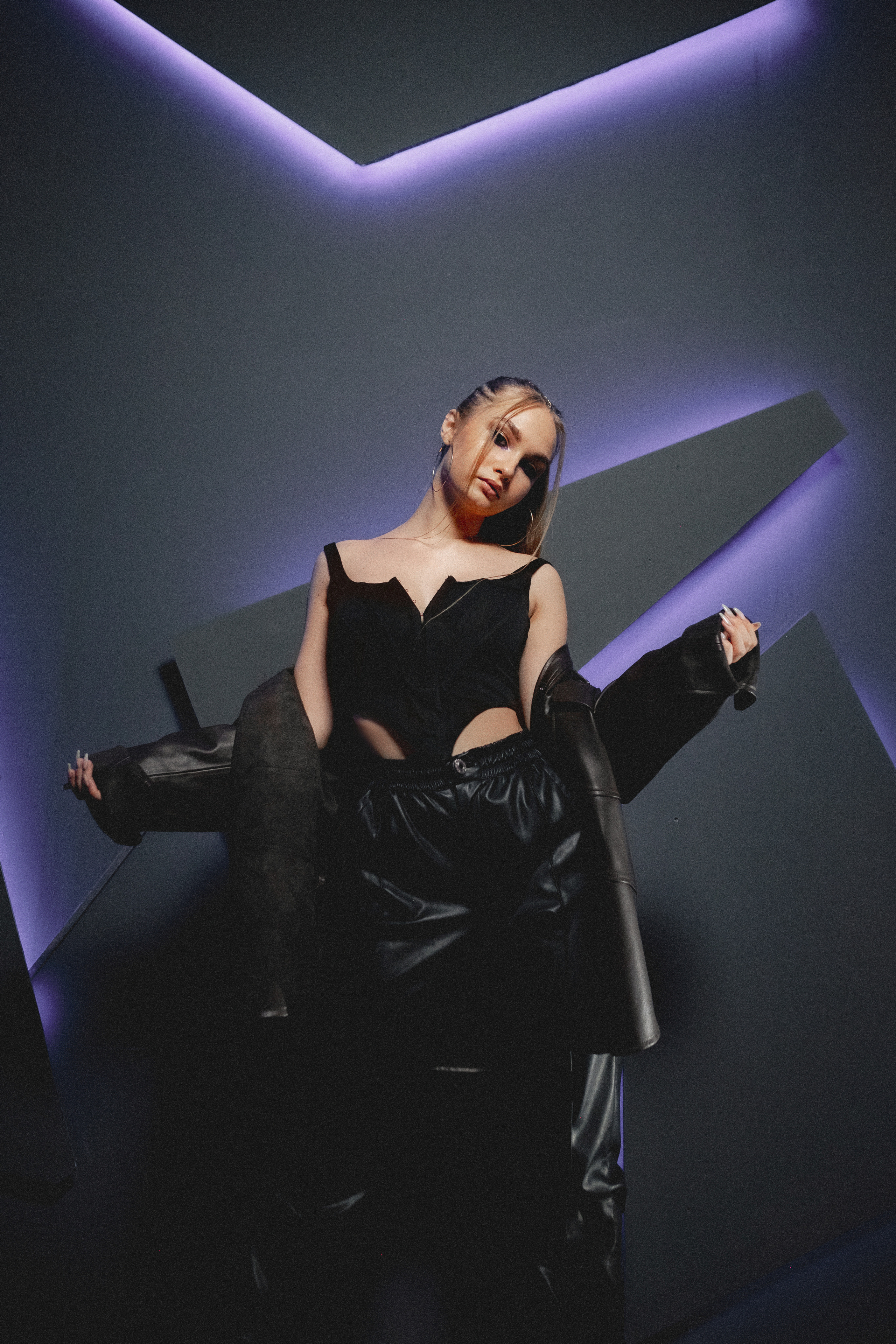 Творческая студийная фотосессия Ксении в Михайловке. Антонина Мезинова фотограф Михайловка и Волгоград