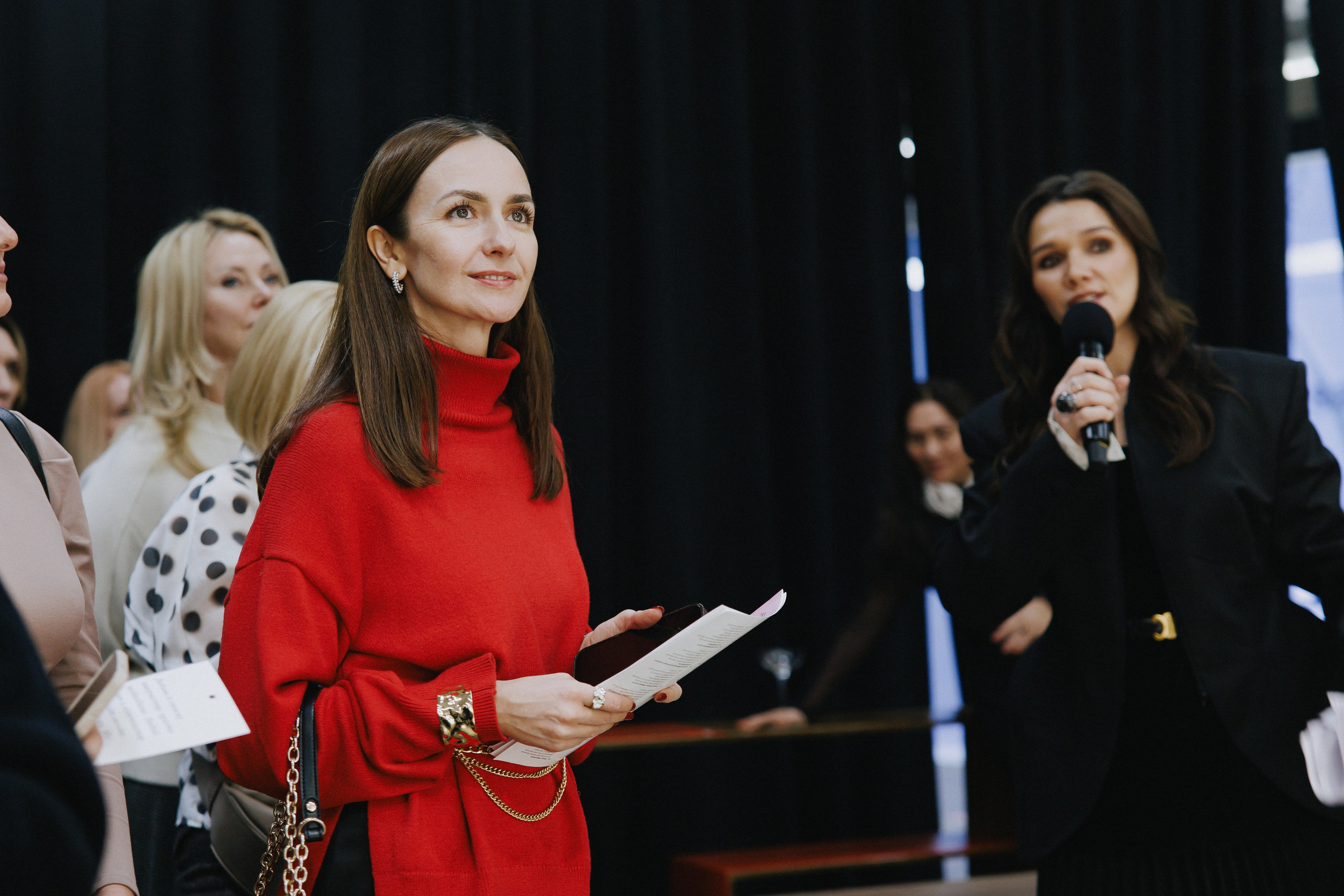 Выставка СТО ВЕЩЕЙ В ИНТЕРЬЕРЕ. Фотограф Иркутск Антипин Сергей