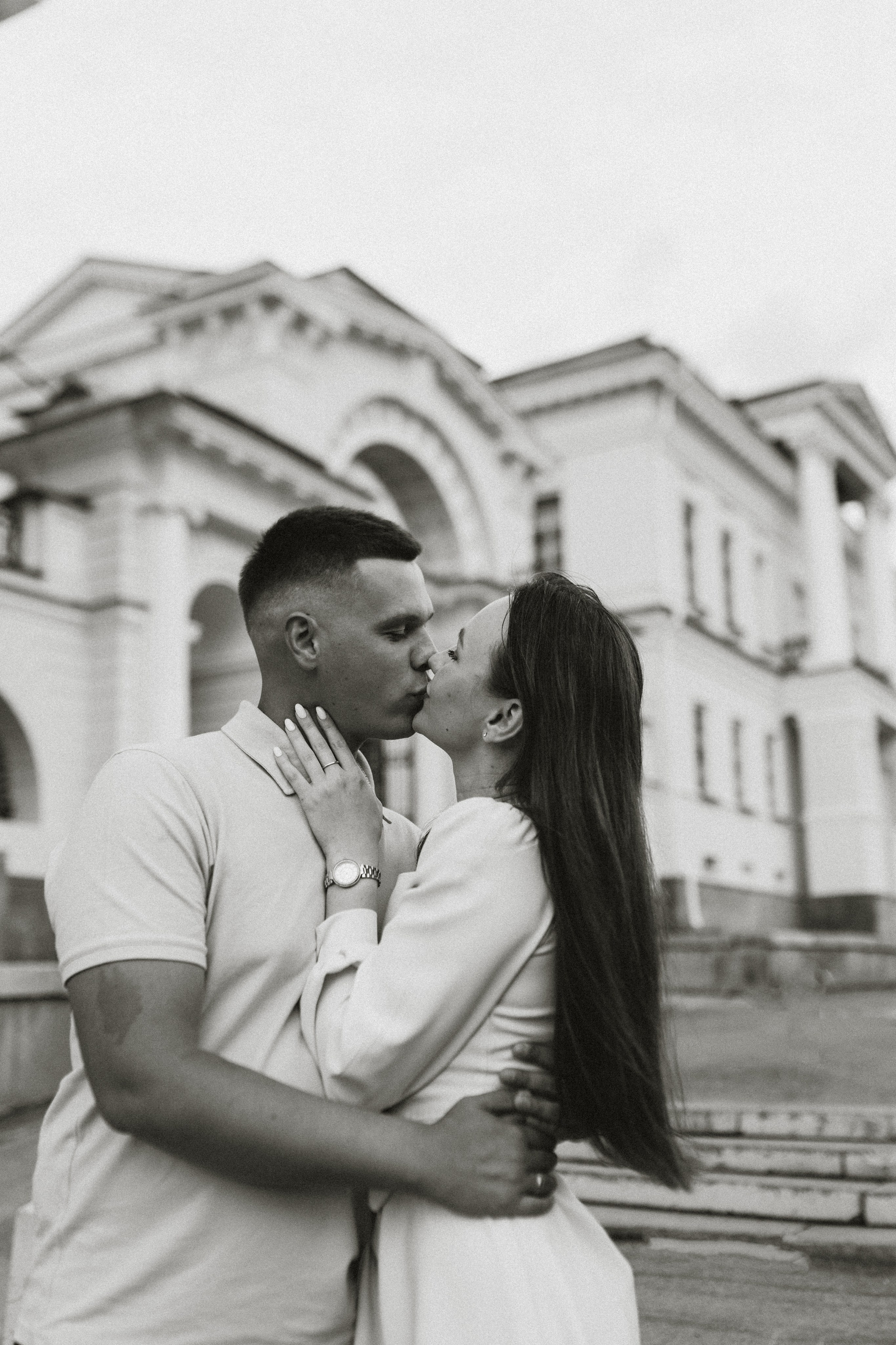 Семейная фотосессия летом в городе. Семейный фотограф Екатеринбург Черепанова Олеся