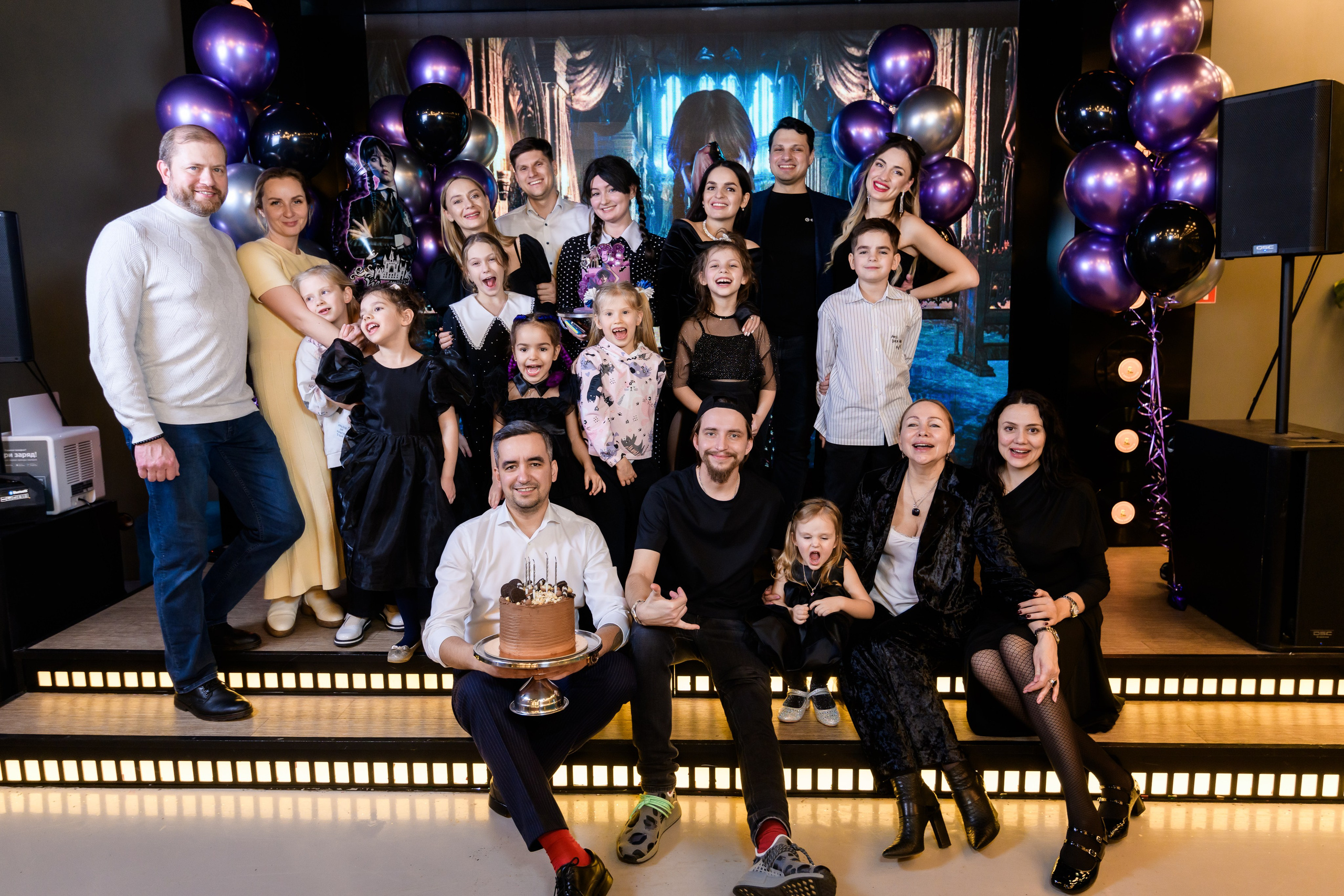 День рождения Софии в стиле «Уэнздей». Репортажный фотограф Сергей Дроздов