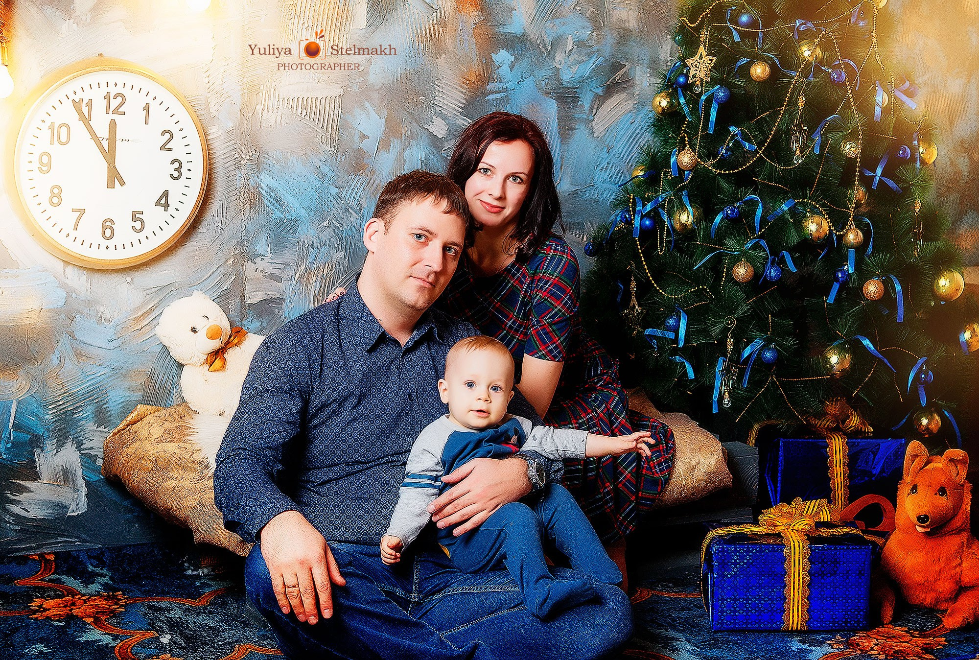 Семейная съёмка в студии. Семейный фотограф г. Новокузнецк Юлия Машникова