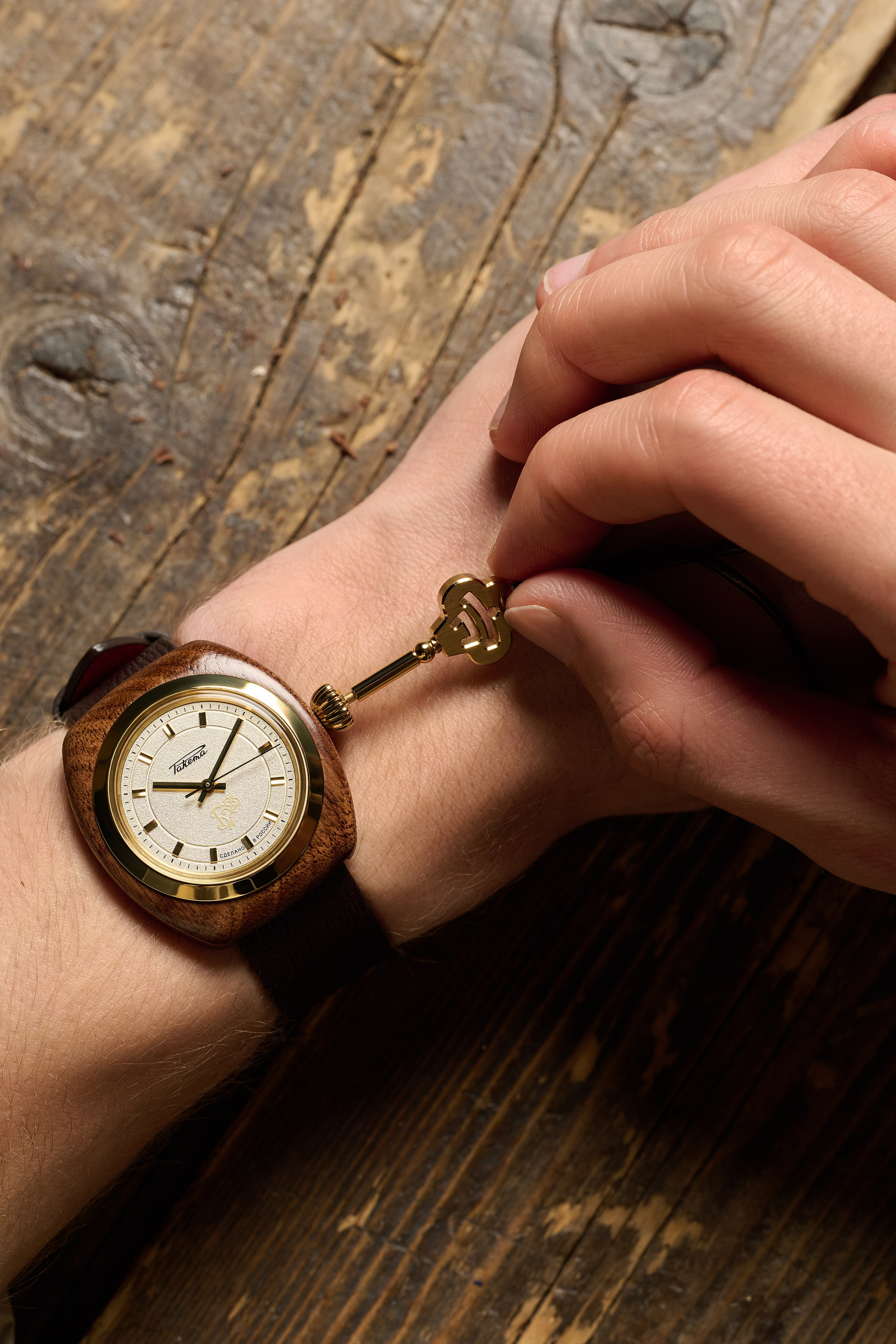 Ph: Anton Sokolov                                                                                                  Retoucher: @retouch.komissarova  