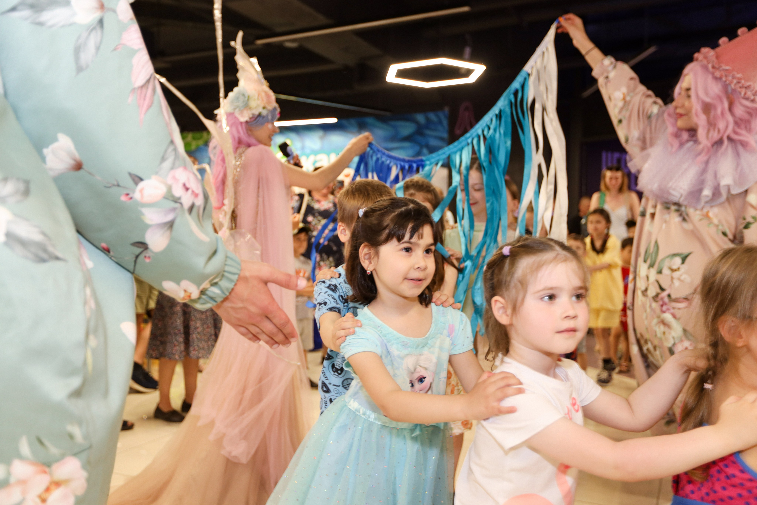 Детские праздники. Свадебный и репортажный фотограф Максим Вакс. Съемка любых мероприятий в Екатеринбурге