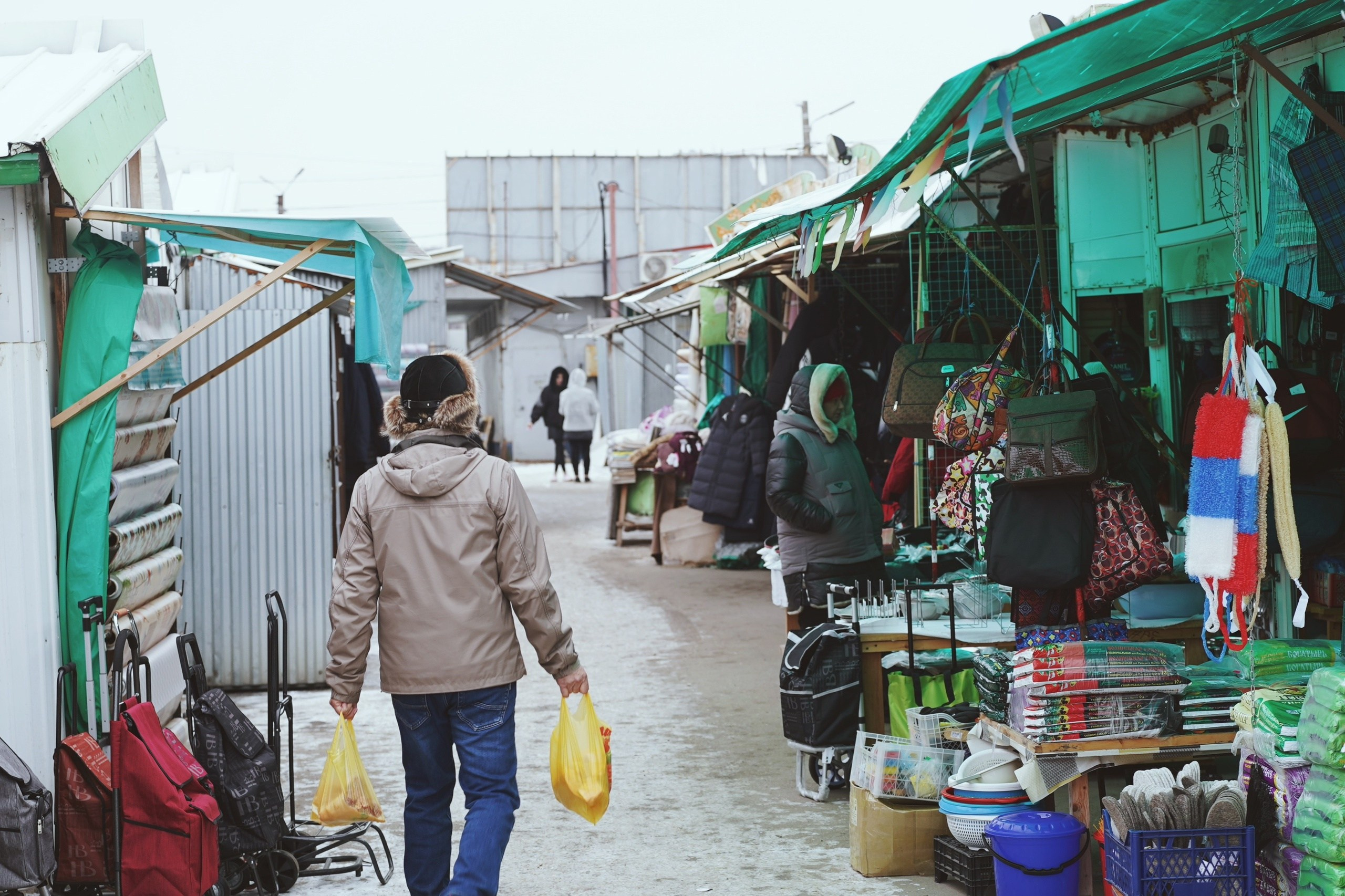 THE MARKET IS WORKING. Фотограф и визуальный художник в Туле / Николай Рейзвих