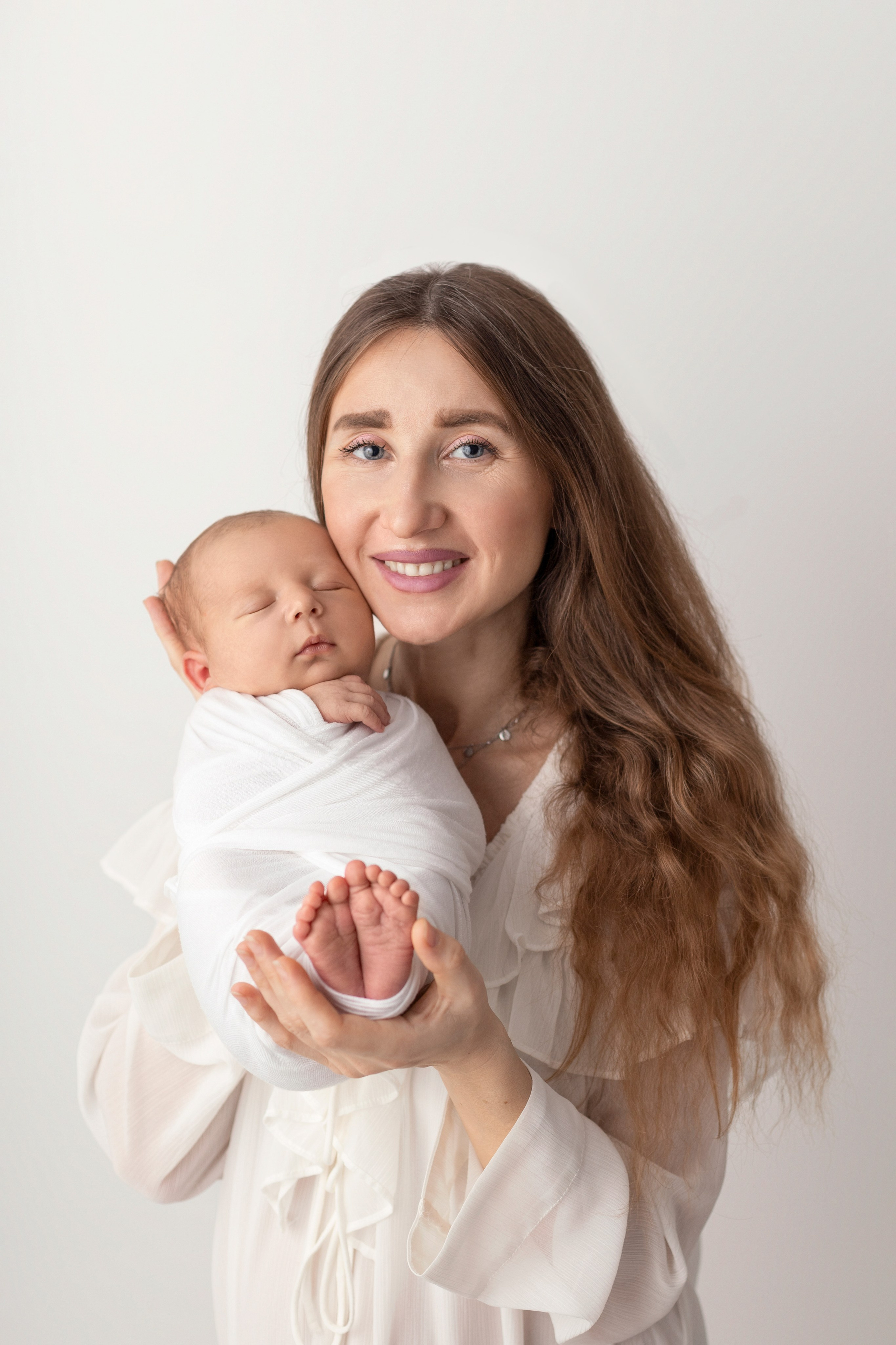 Альбина и сын, 7 дней. Фотограф новорожденных в Нижнем Новгороде Надежда Кадылкина