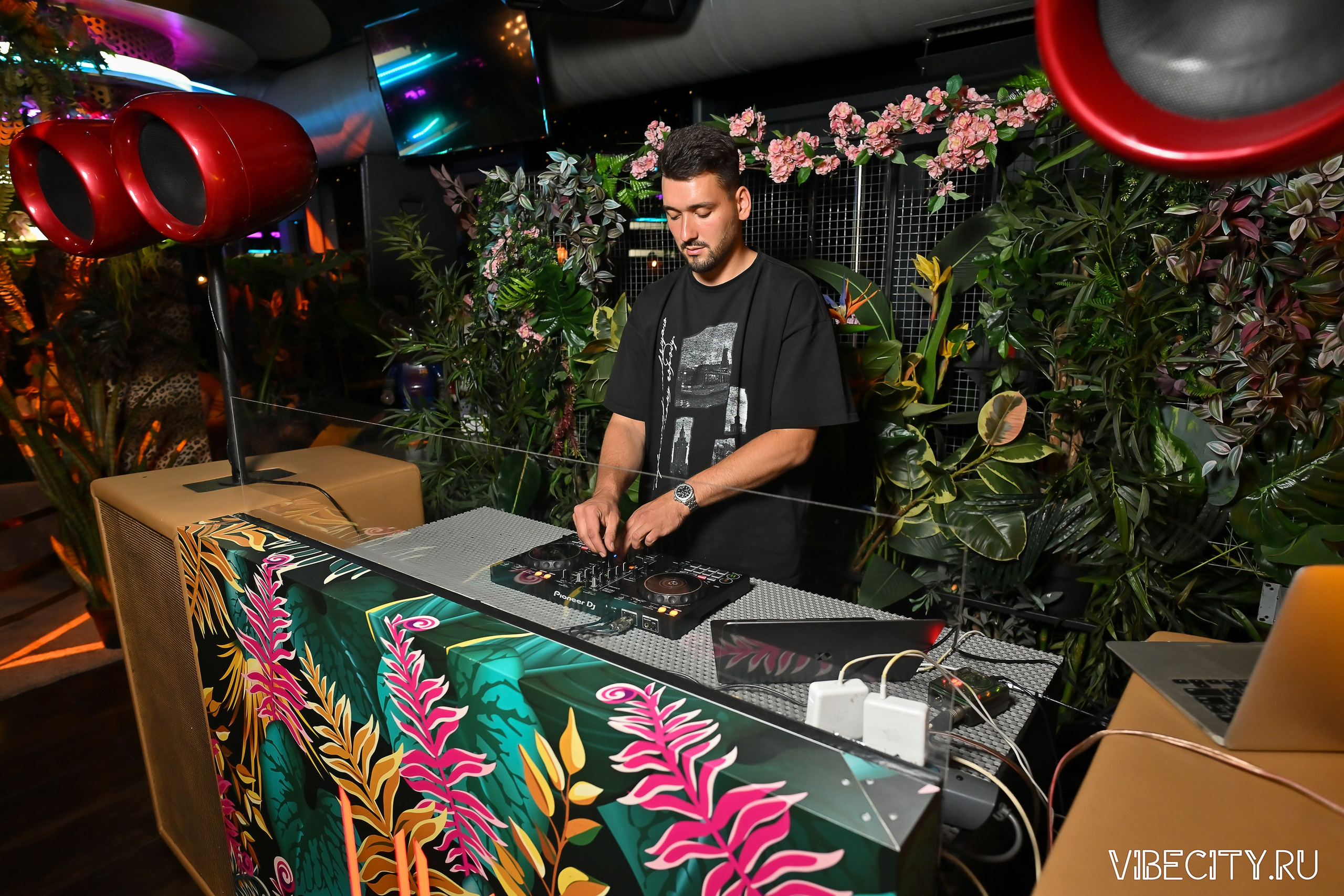 DOUBLE U. VIBECITY.RU Вайб Сити Ру Фоторепортажи Фотоотчеты Калининград