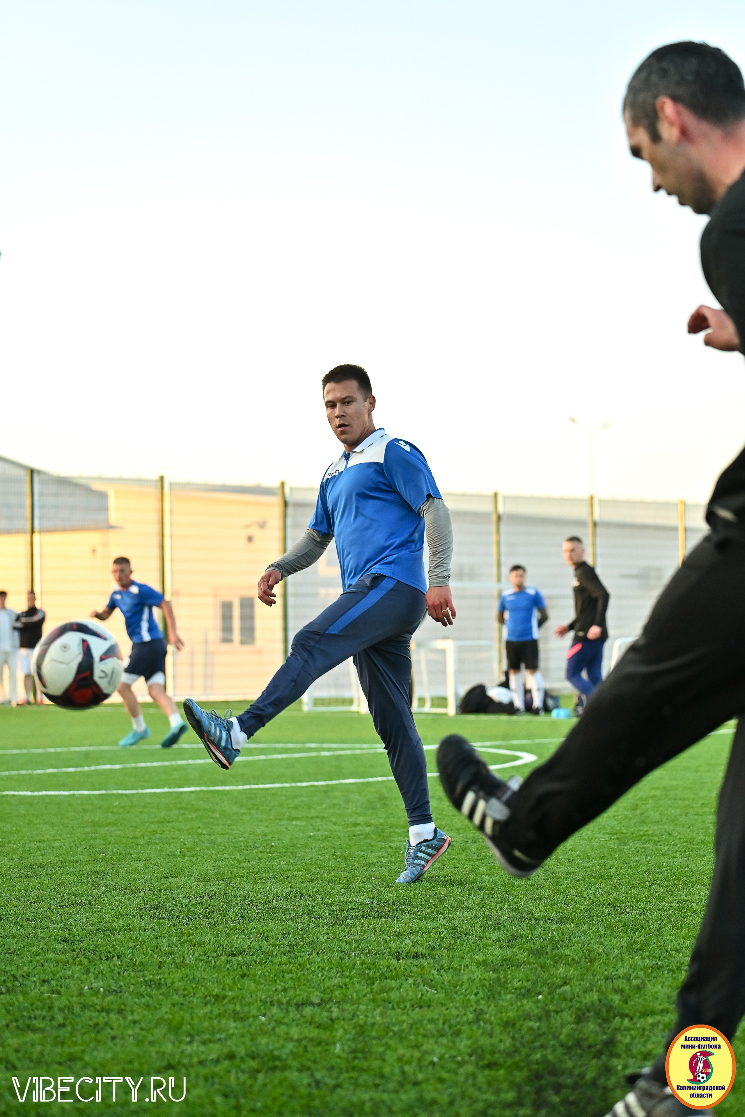 ИГРЫ МИНИ-ФУТБОЛЬНОЙ И КОРПОРАТИВНОЙ ЛИГИ. VIBECITY.RU Вайб Сити Ру Фоторепортажи Фотоотчеты Калининград