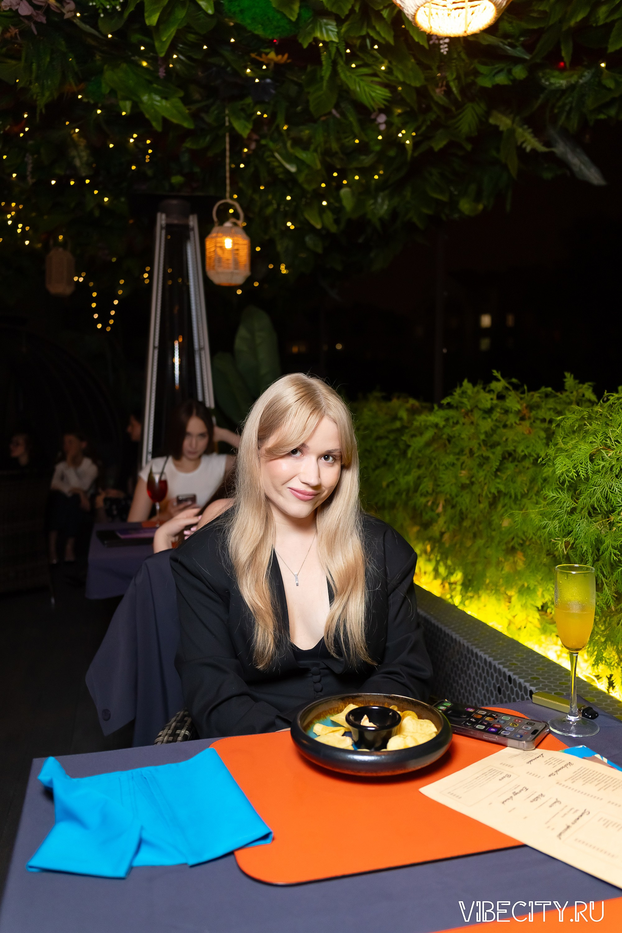 DOUBLE U. VIBECITY.RU Вайб Сити Ру Фоторепортажи Фотоотчеты Калининград