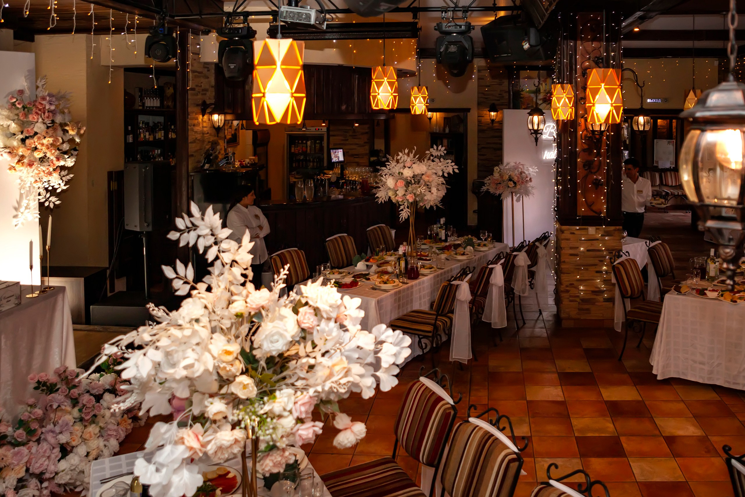 Свадебный декор ресторана Обломов - фотограф Наталья Янкаускене