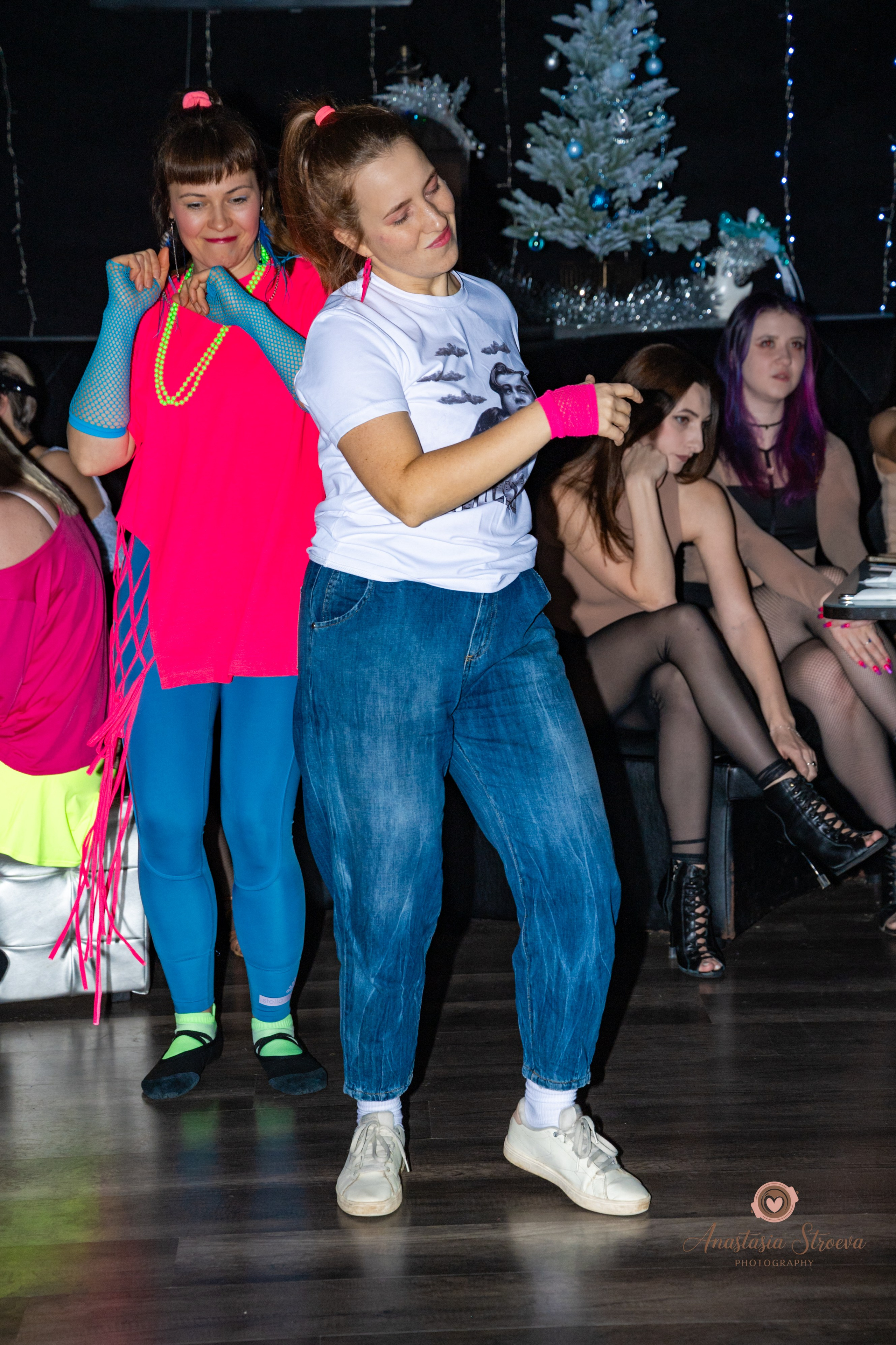 Танцевальное путешествие в 90е. Семейный и детский фотограф в Королеве, Москве и Московской области Строева Анастасия