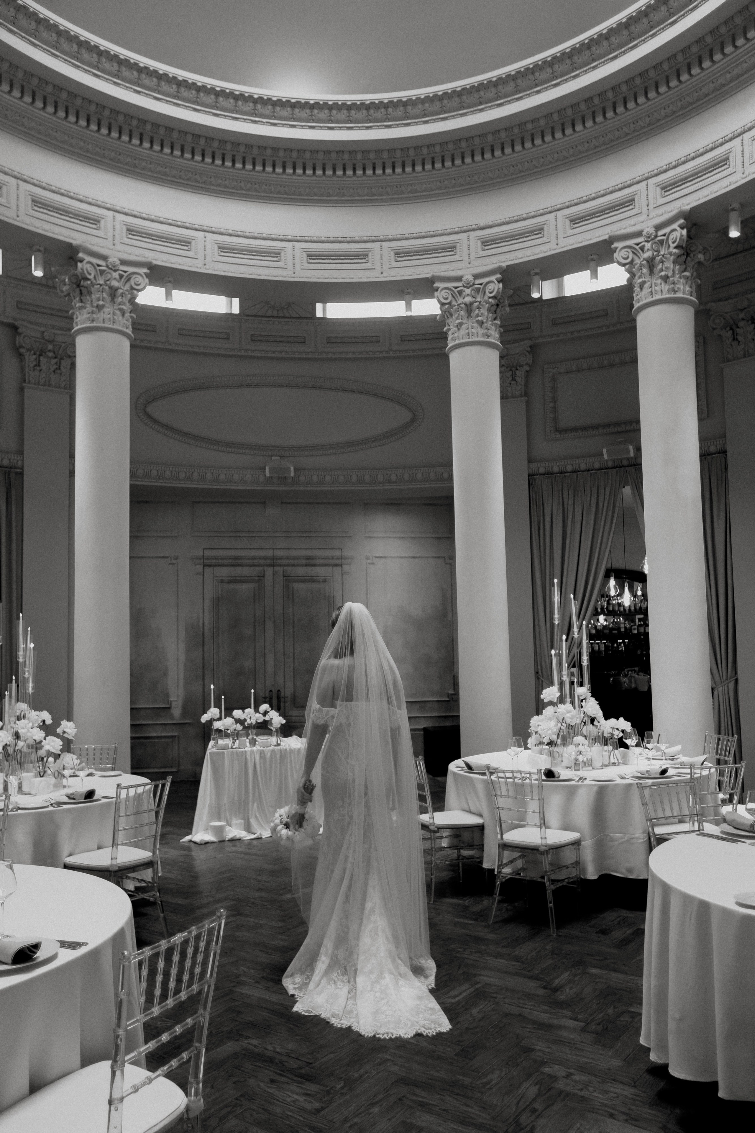 Артур и Елизавета. Бутик-отель «Pallasa». Фотограф Анна Лейман. Севастополь