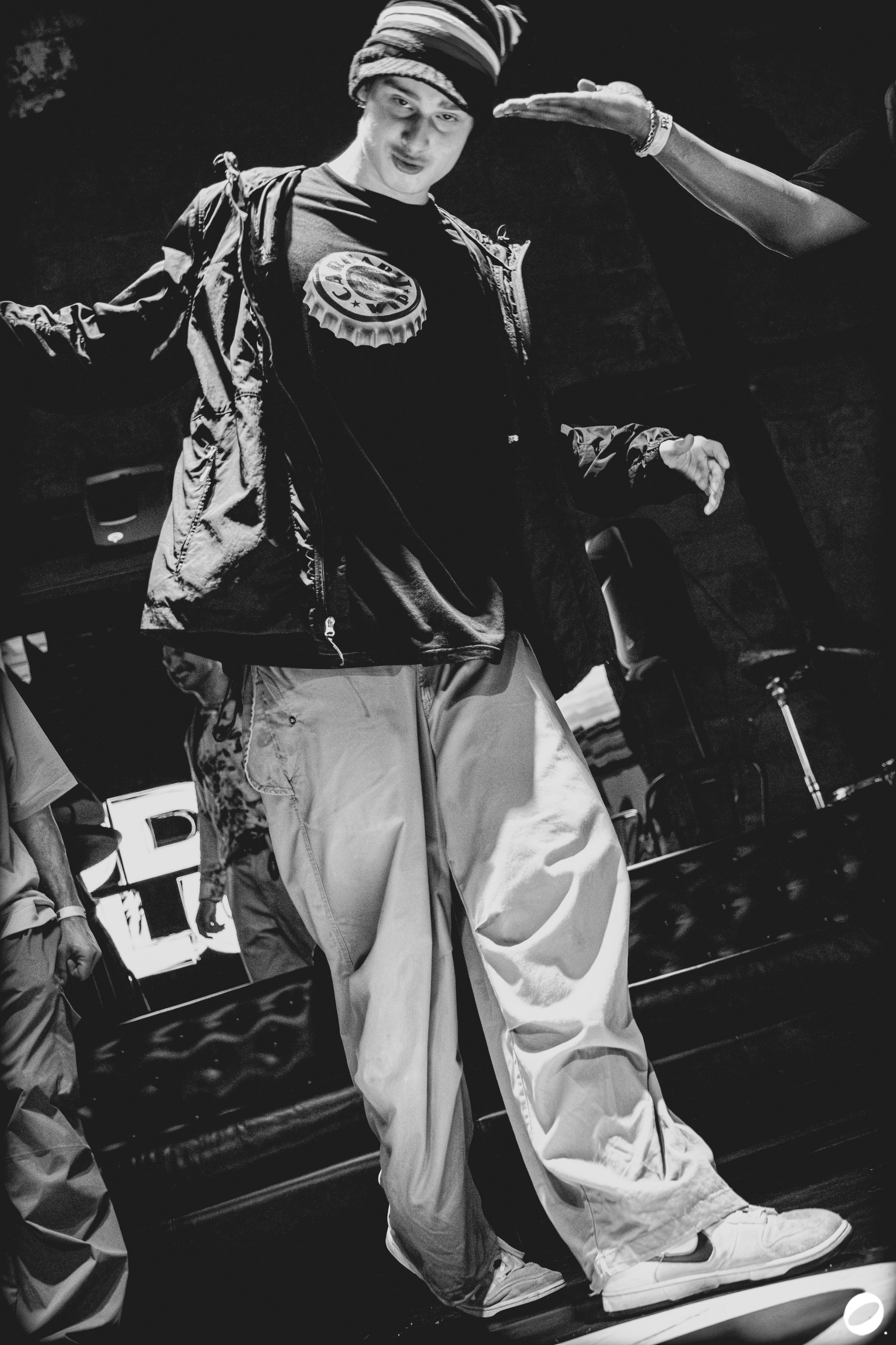 ODD.CLUB 04/04 (@youlovebu). Соня бу тебя сфоткала