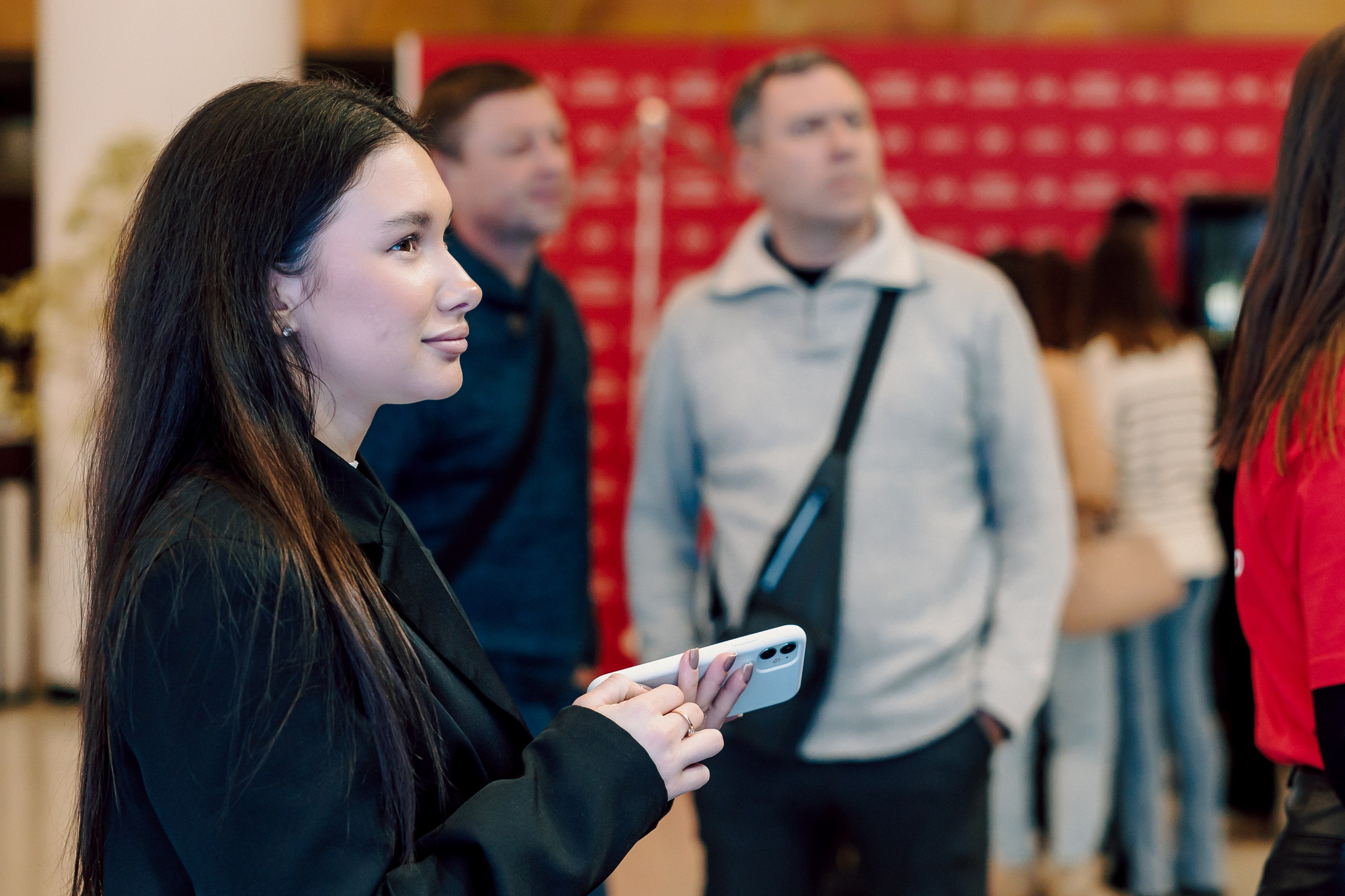 СКБ Контур — Форум будущего — Стенд. Лёшка Варзегов — фотограф