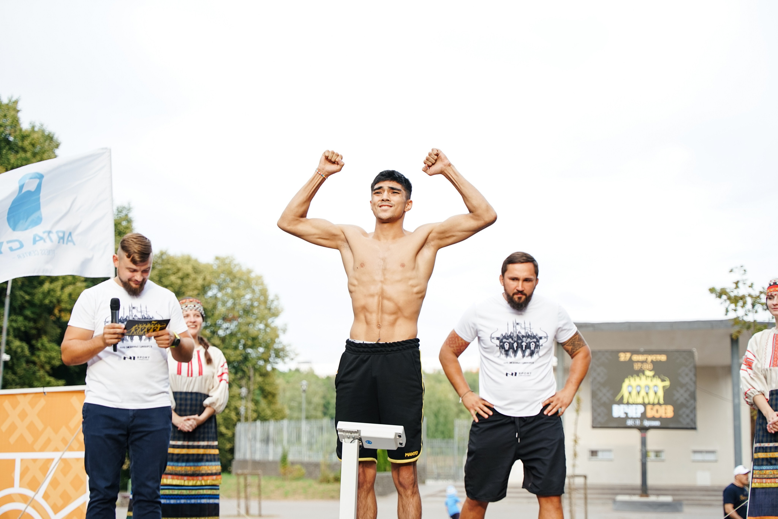 Вечер боев в ЦПКиО. Фотограф Надежда Погребняк | Рязань | Москва