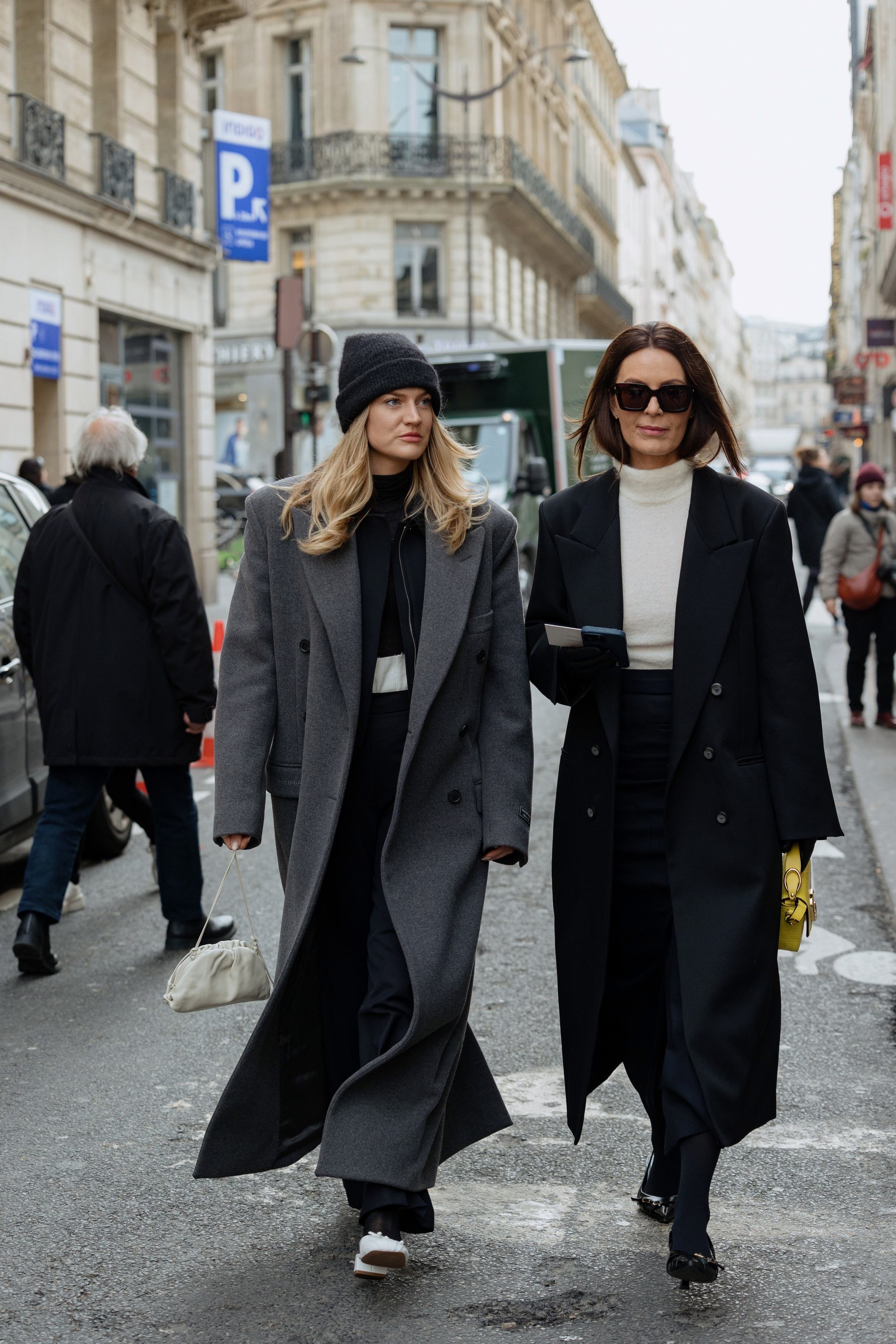 Dries Van Noten PFW WOMENSWEAR FALL-WINTER 24/25. Photographer in Milan Ivan Goncharov
