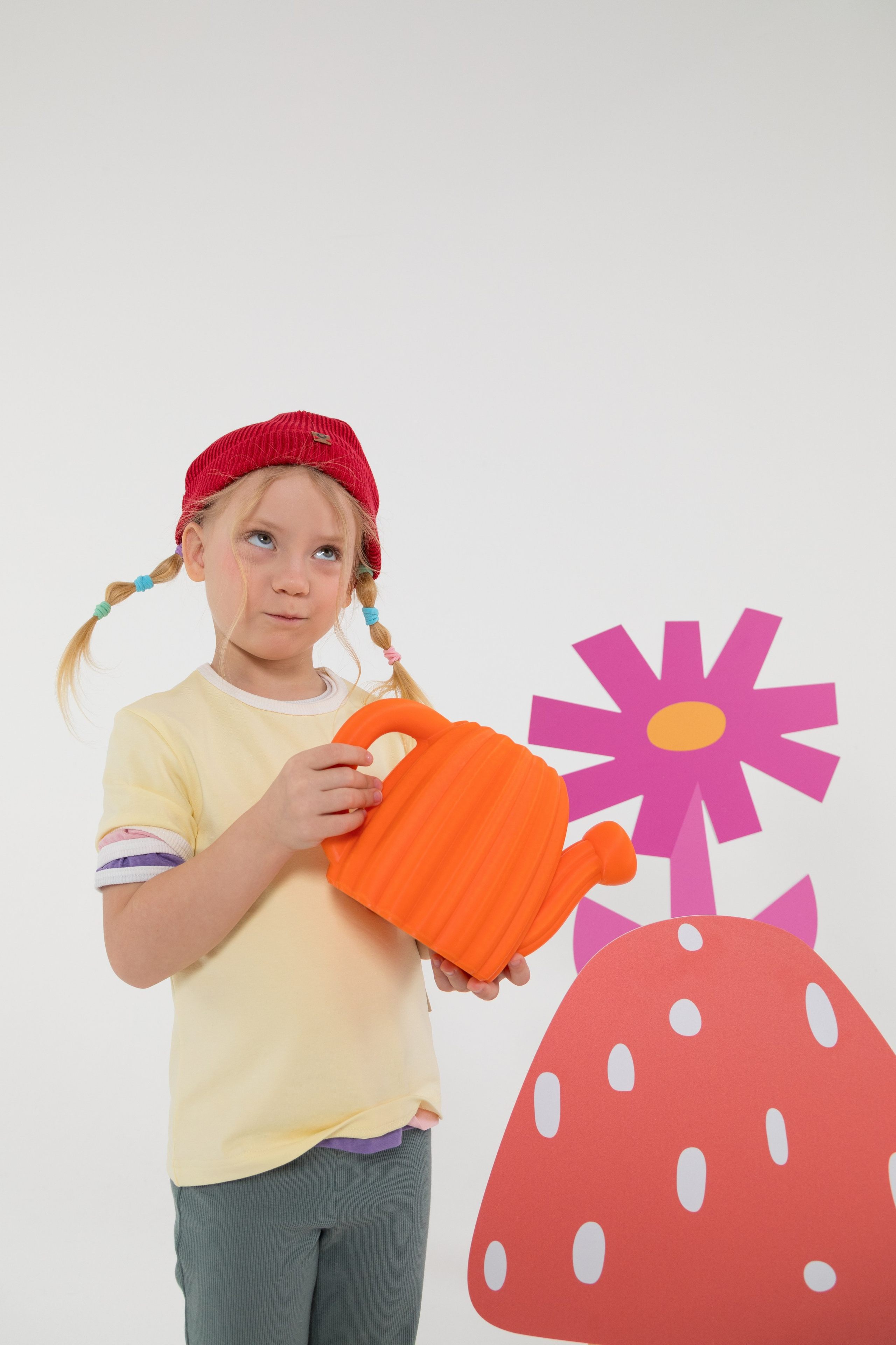 Имиджевая и каталожная съёмка для бренда детских пазлов. Детский и контент фотограф Надя Волкова Санкт-Петербург