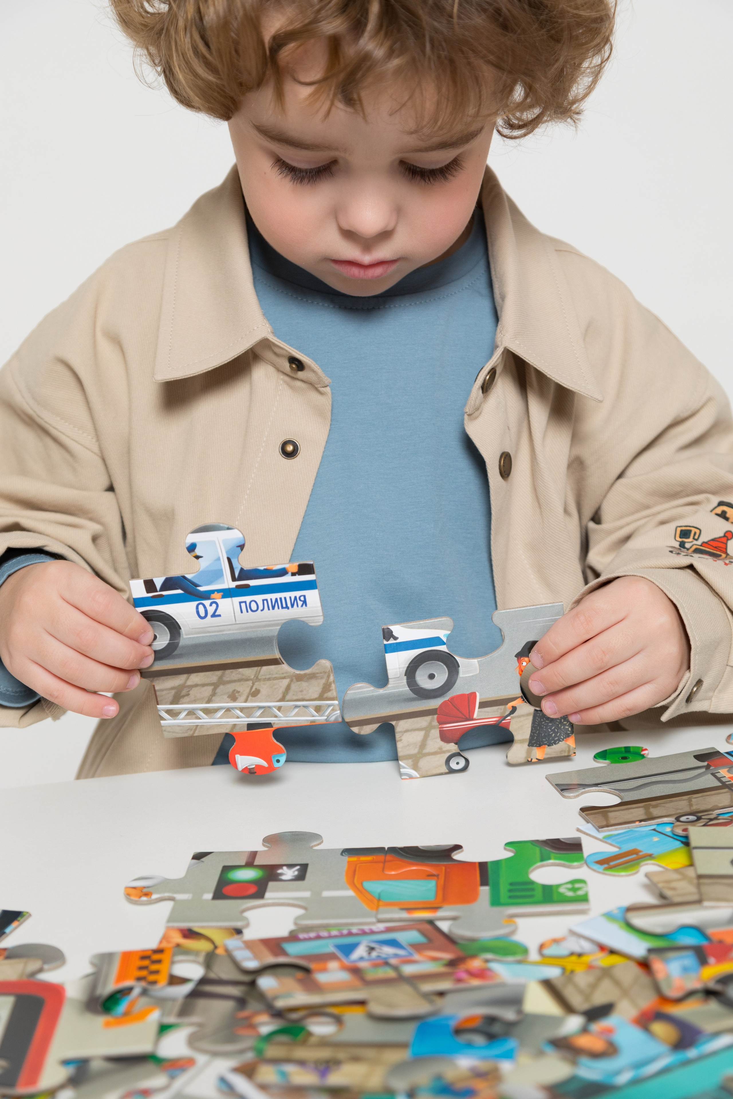 Имиджевая и каталожная съёмка для бренда детских пазлов. Детский и контент фотограф Надя Волкова Санкт-Петербург