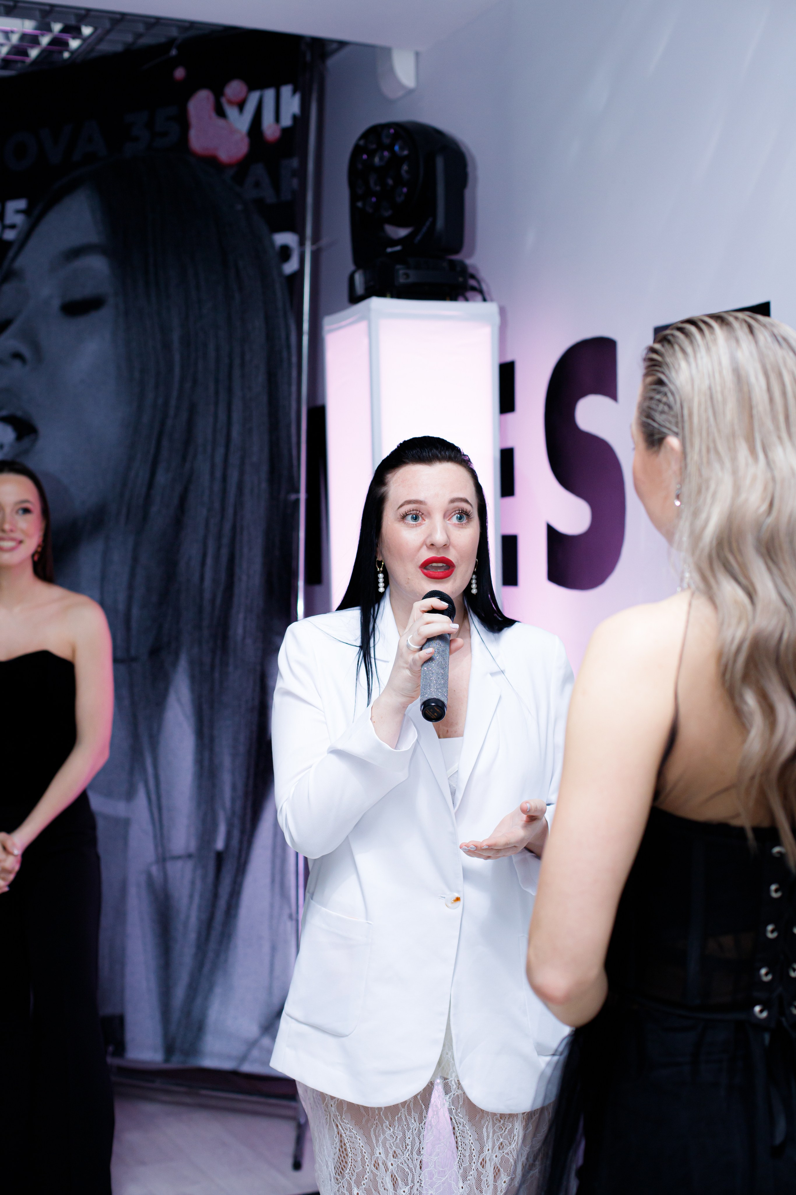 VIKA KARMADONOVA. Photokarish