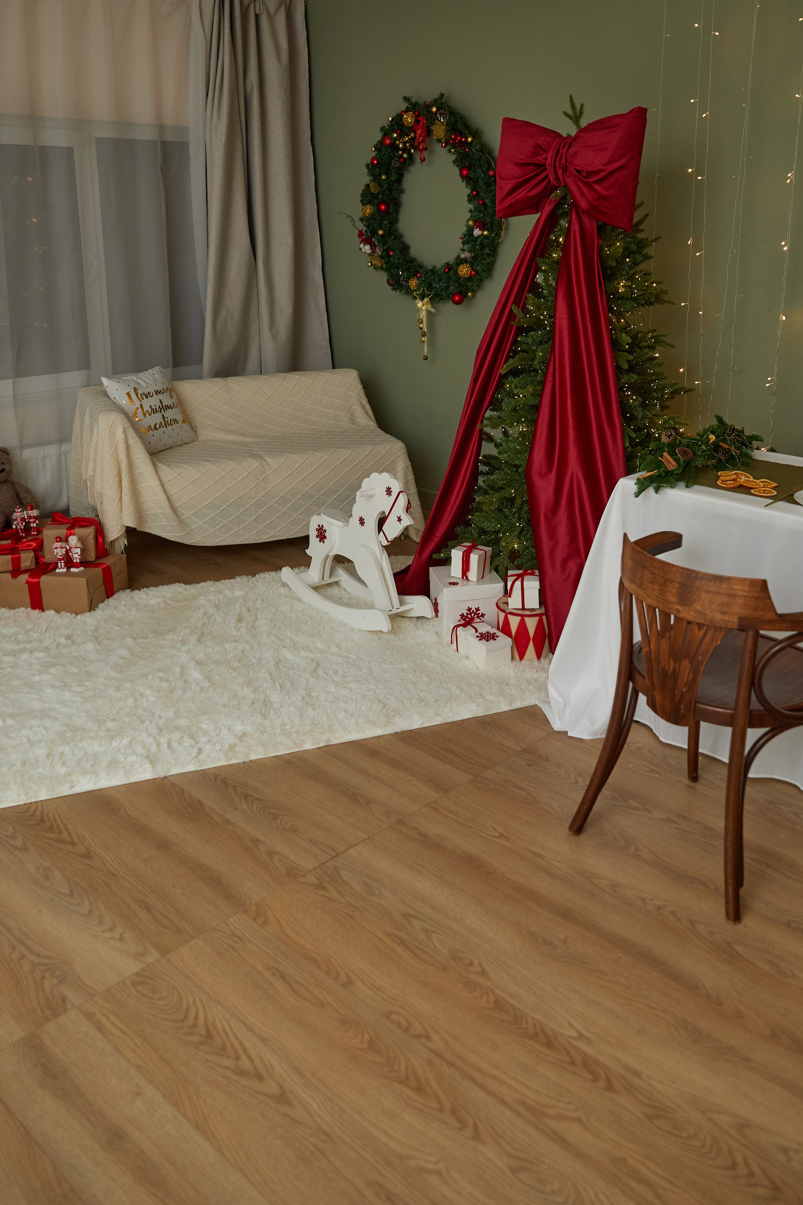 Новогодние локации (до 12 января 2026). Content Studio фотостудия