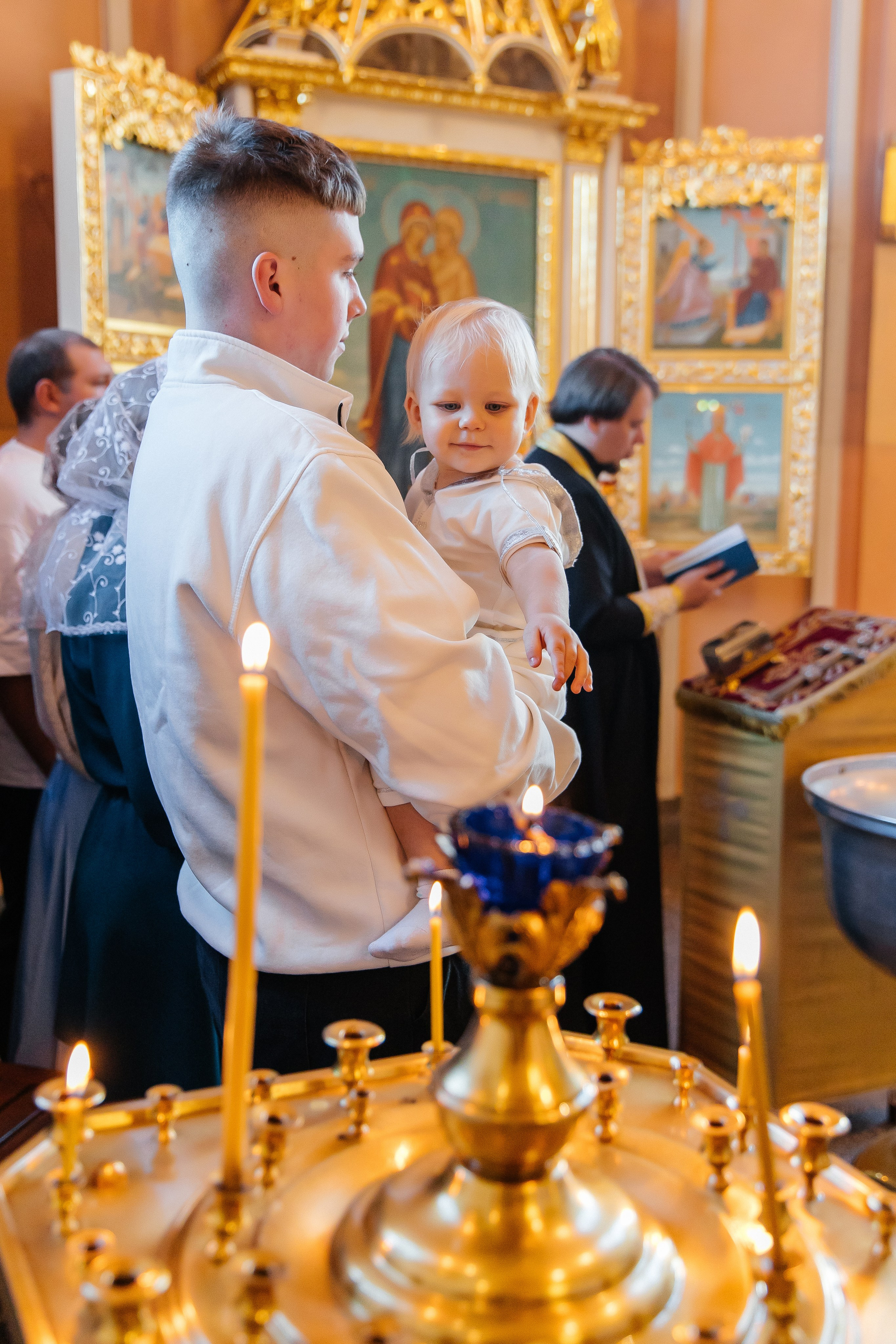 Таинство крещения Макара (18 октября 2025). Свадебный и семейный фотограф Крамар Наталья