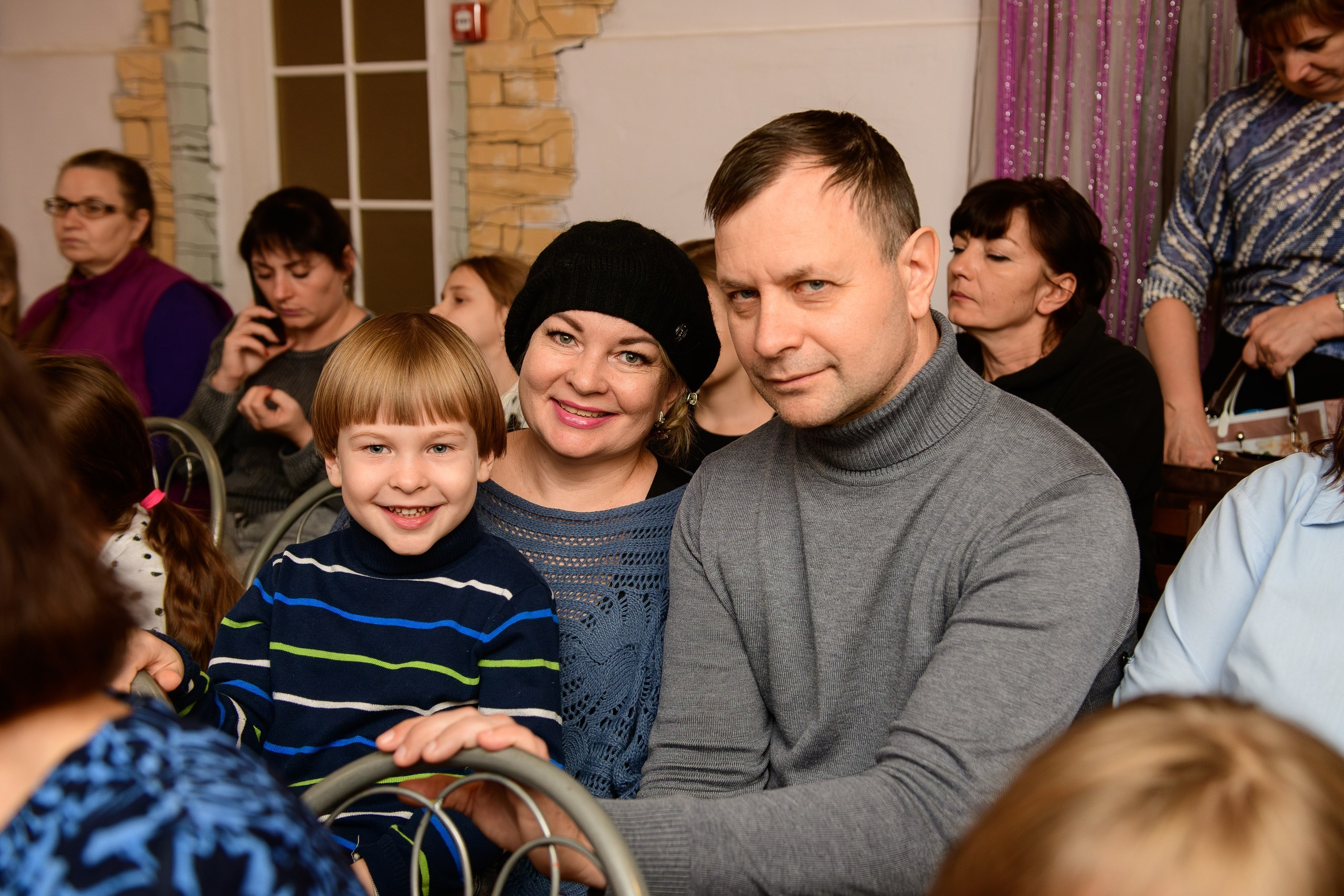 Выставка «Влюбленная в мир». Художница Татьяна Иванова-Гуляева. Фотограф Валерия Голубева (Миронова)