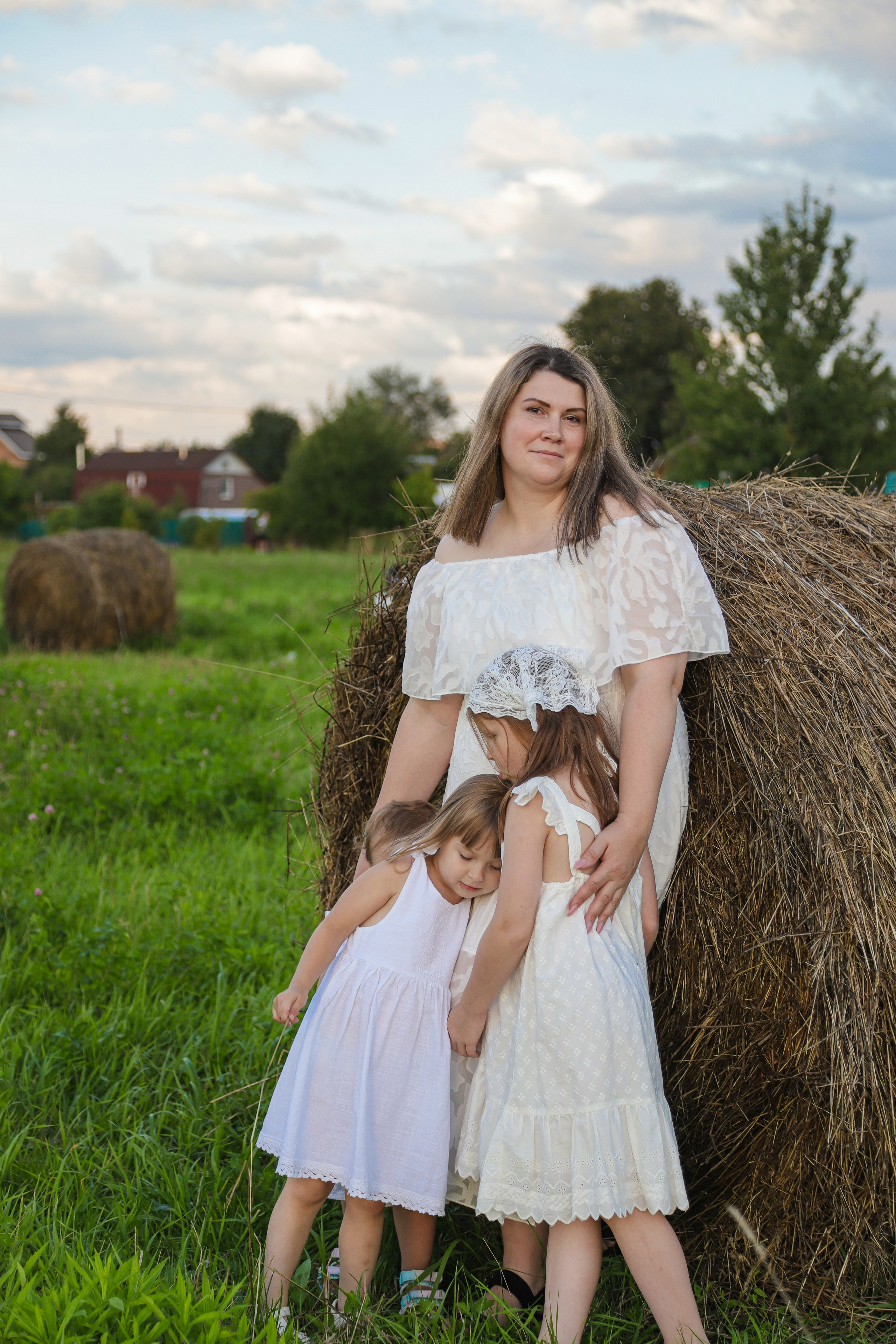 Семейная история в стогах. Диана Николаева — фотограф город Балашиха