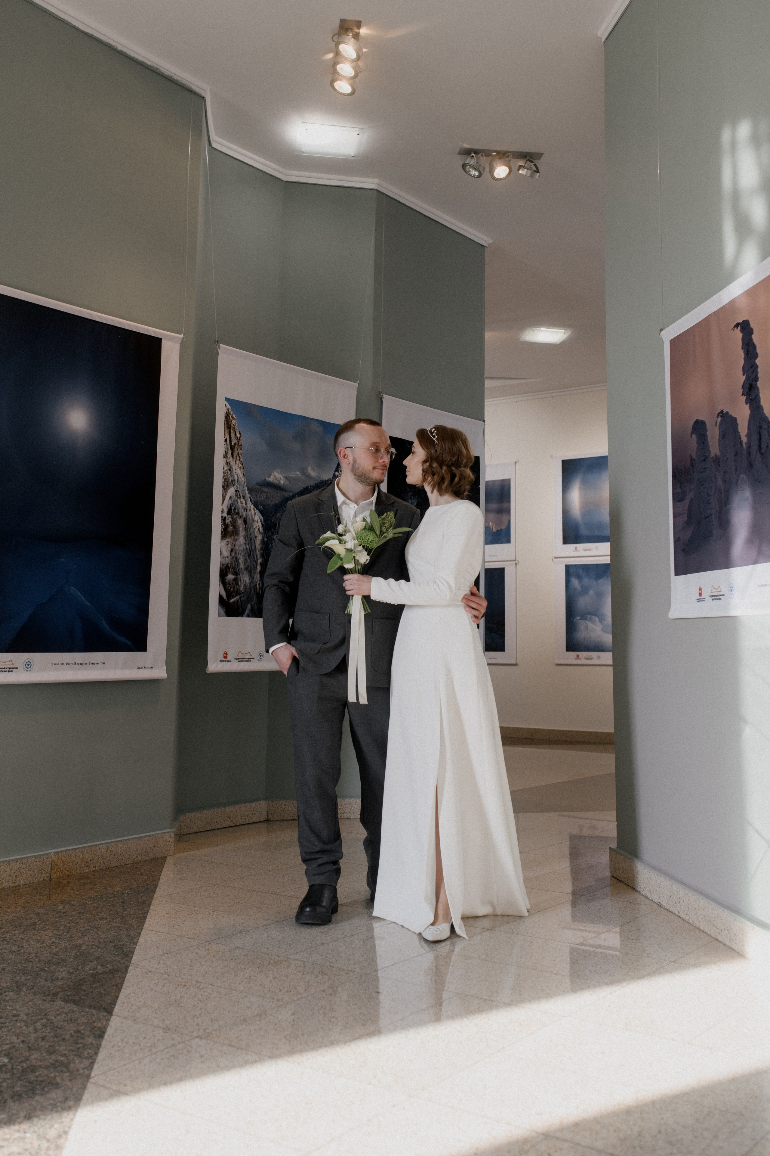 Регистрация Анастасии и Никиты — Краеведческий музей. Свадебный фотограф Екатеринбург/Челябинск — Любовь Волохова