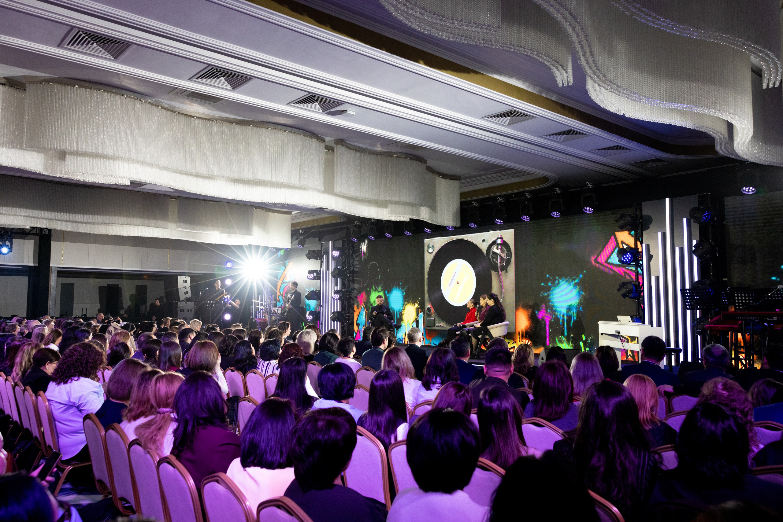 Конференция AstraZeneca 2026. Кристина Шнайдер репортажный фотограф Алматы