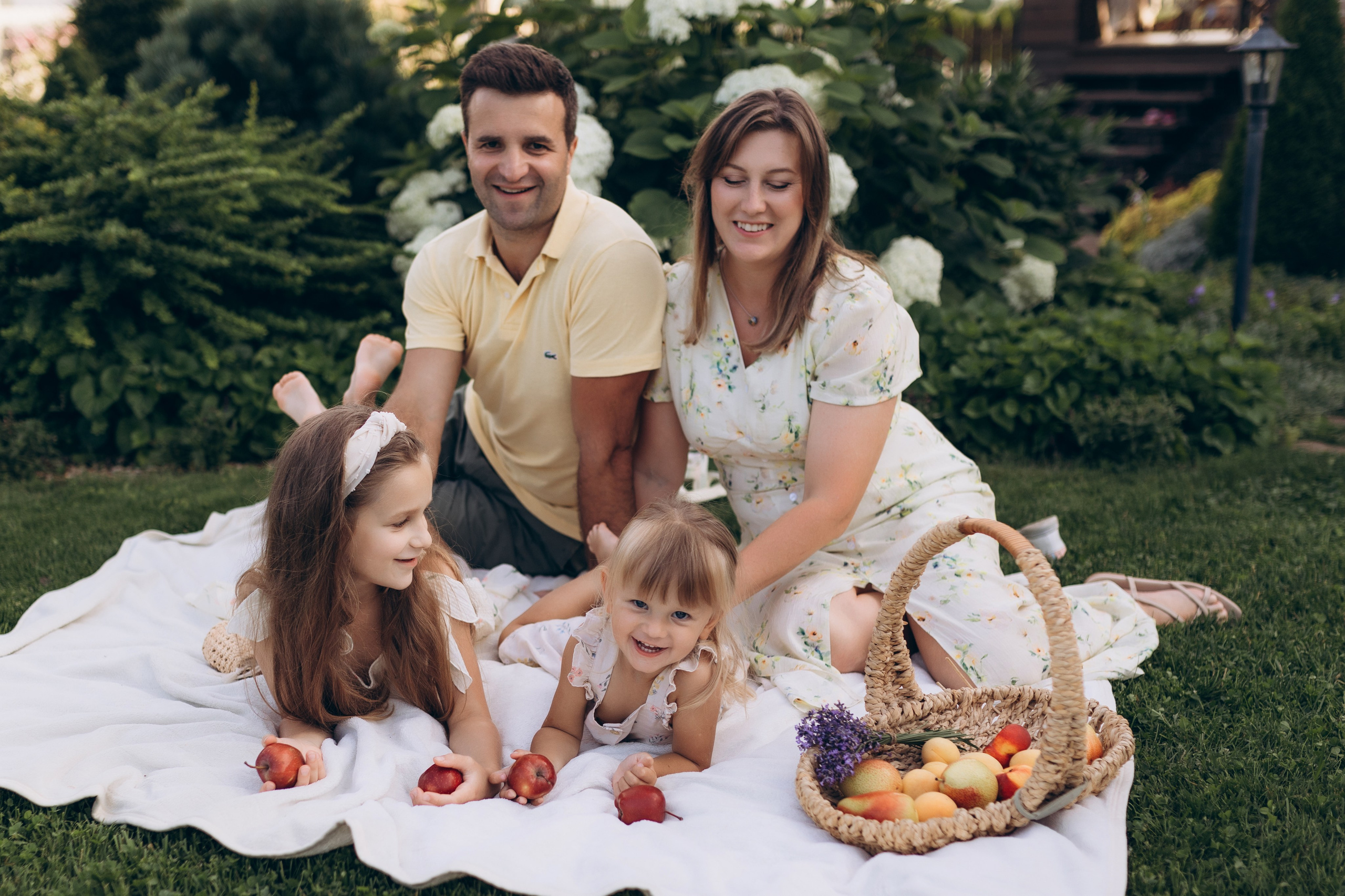 Райский сад. Фотограф новорожденных Серпухов, Протвино, Москва I Марина Бурмистрова